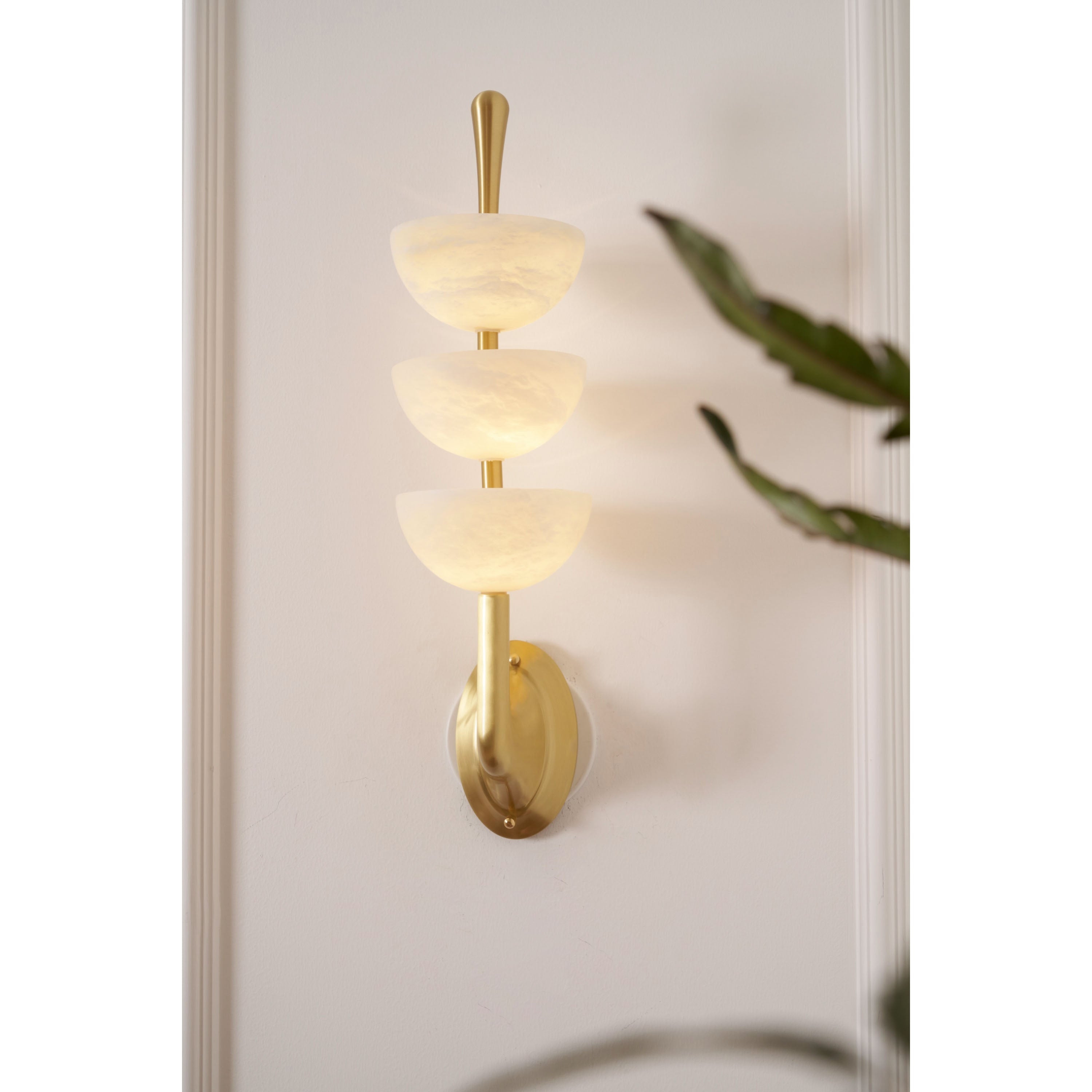 Triple Alabaster Wall Lamp D565