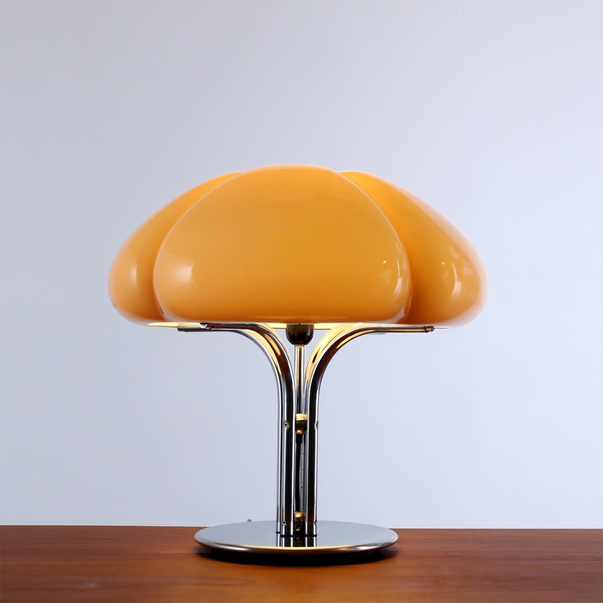 Creative Cluster Mushroom Shape Glass Table Lamp M117
