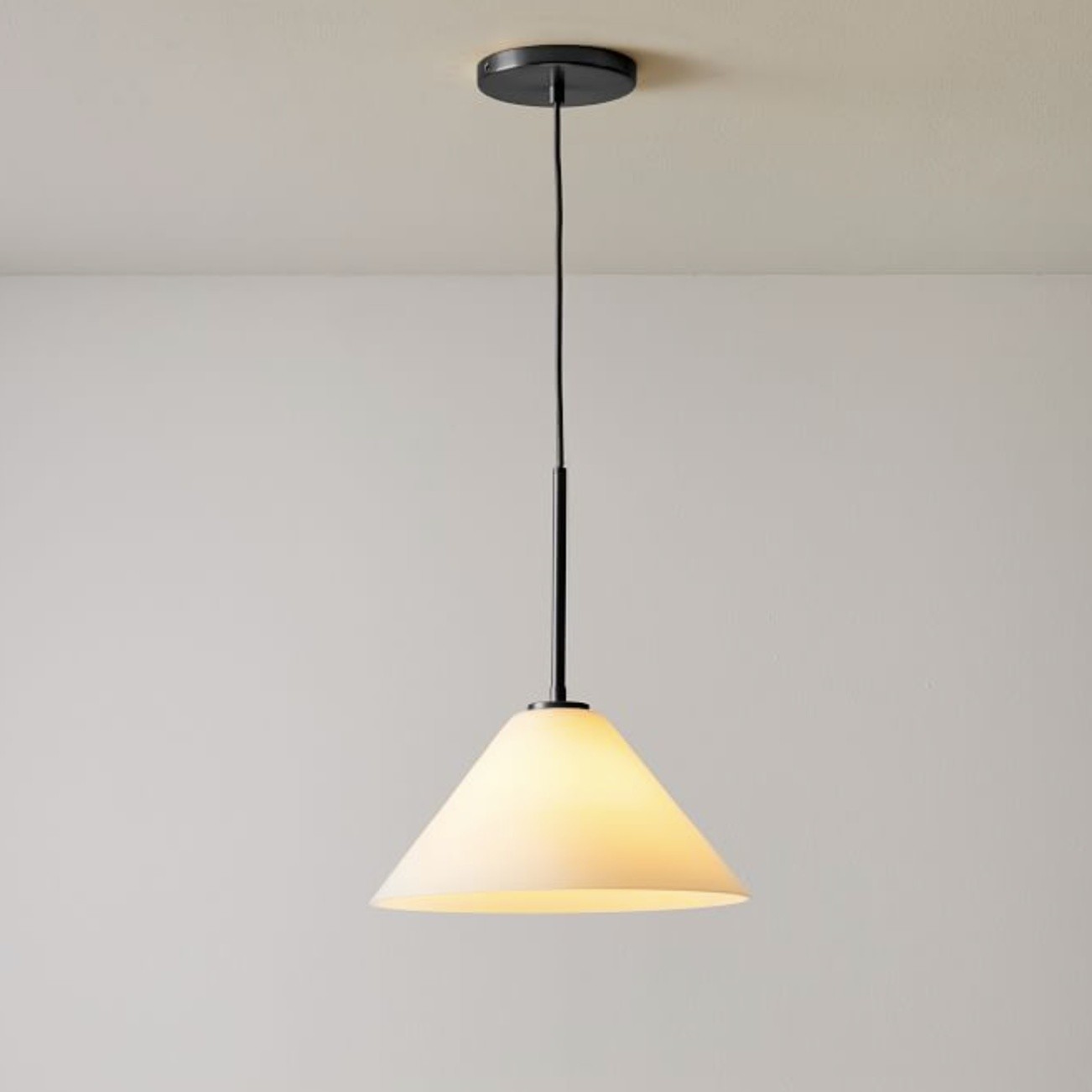 Conica Glass Cone Pendant Lamp – Modern Style Light for Any Room T104