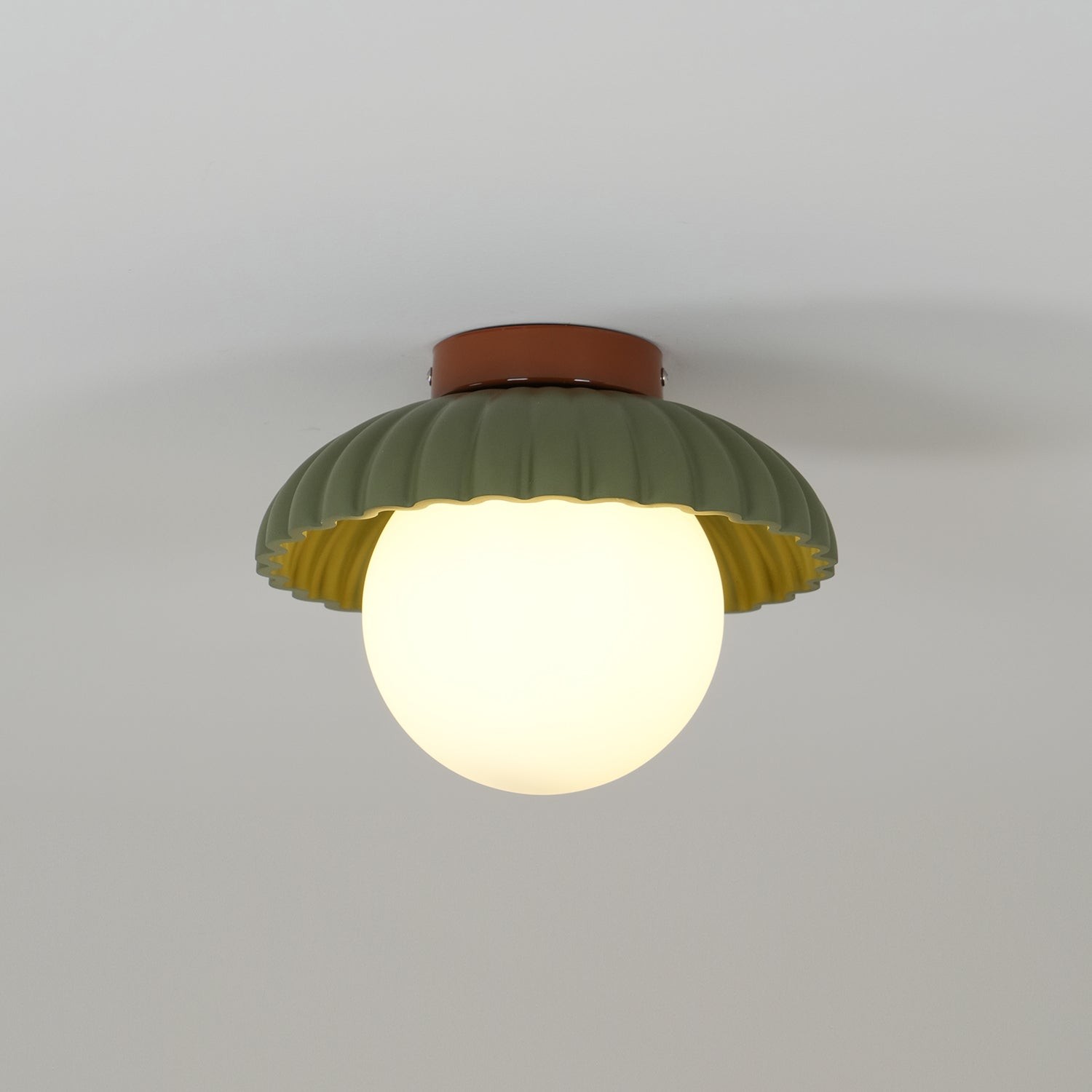 Alien Cream Style Ceiling Light M178
