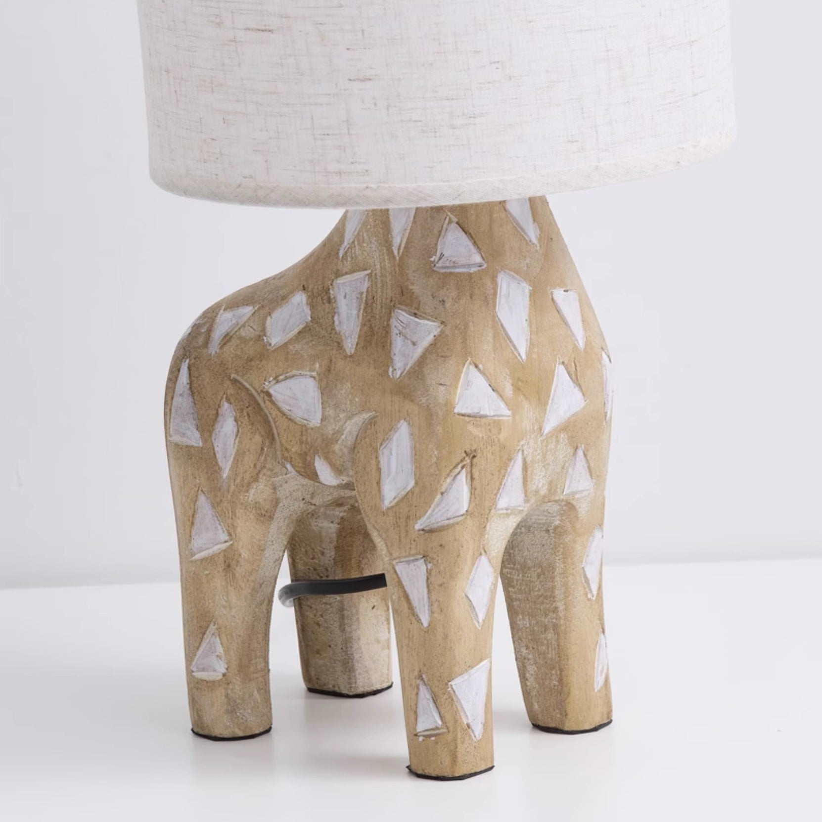 Carved Wood Animal Table Lamp D521