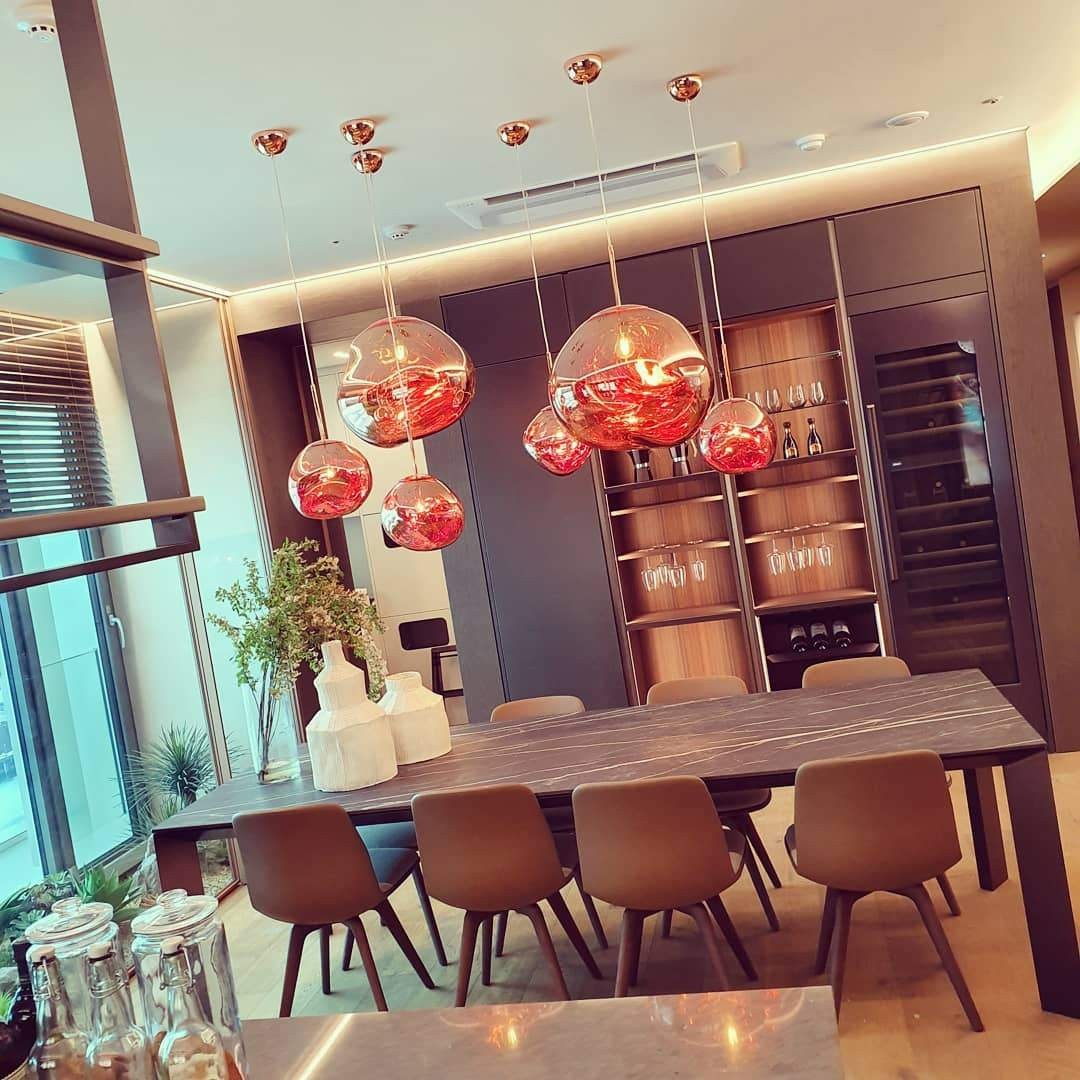 Dynamic Surface Glass Pendant Light S10
