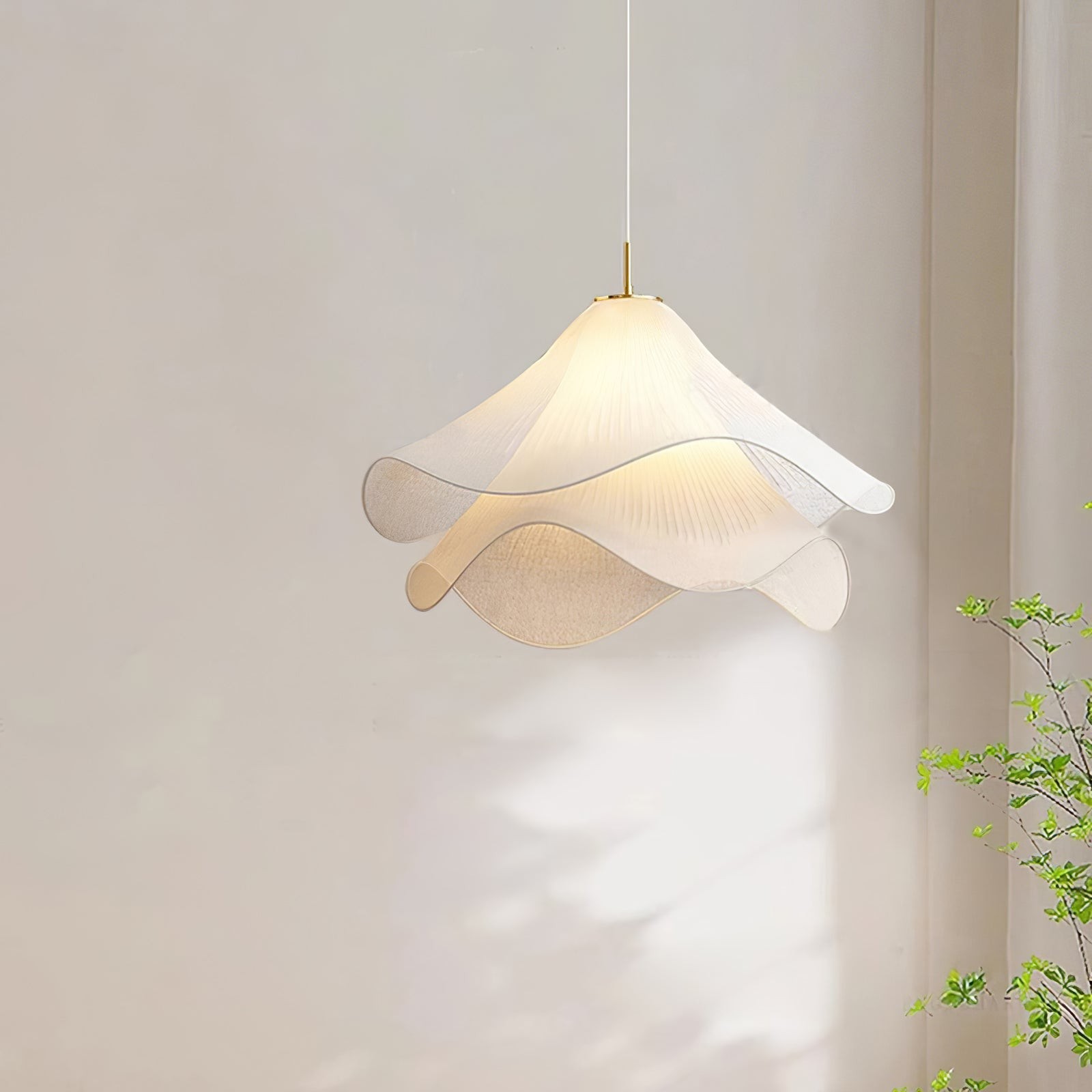 Ethereal Elegant Floral Pendant Light - Adjustable Modern Ceiling Fixture for Living Rooms T087