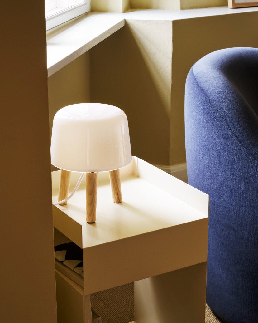 Nordic Wood Decorative Glass Table Lamp For Bedroom M355