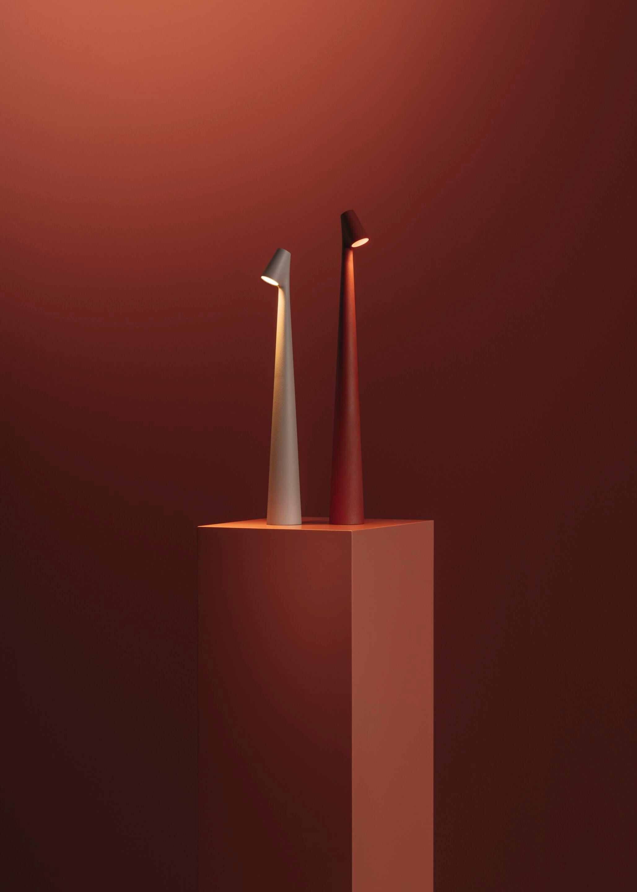 Creative Tall Portable Table Lamp M497