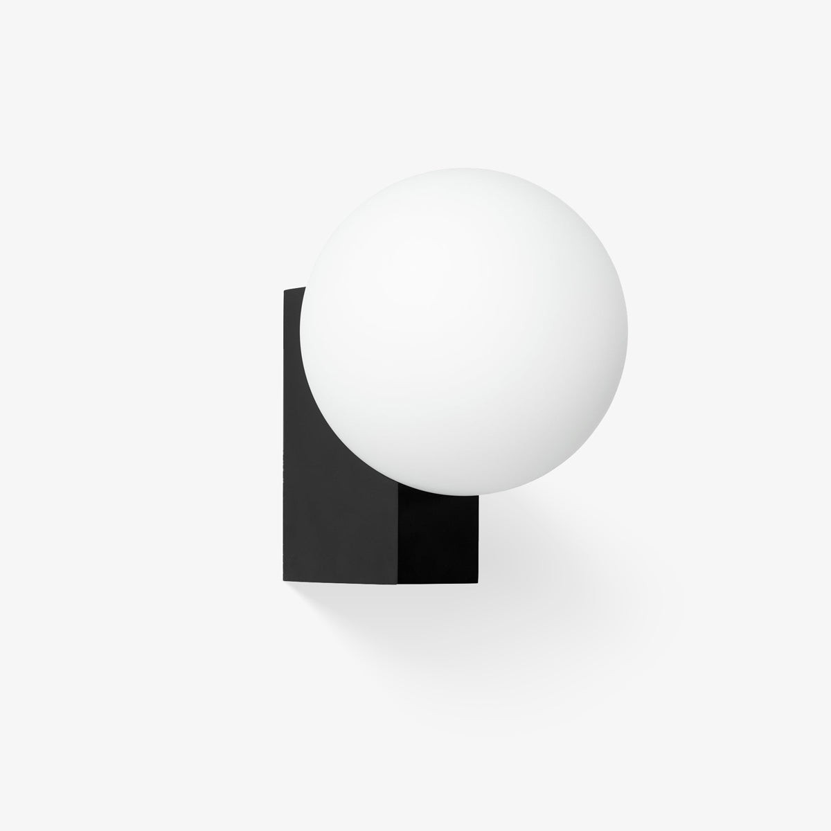 Minimalist Spherical Wall Lamp M547