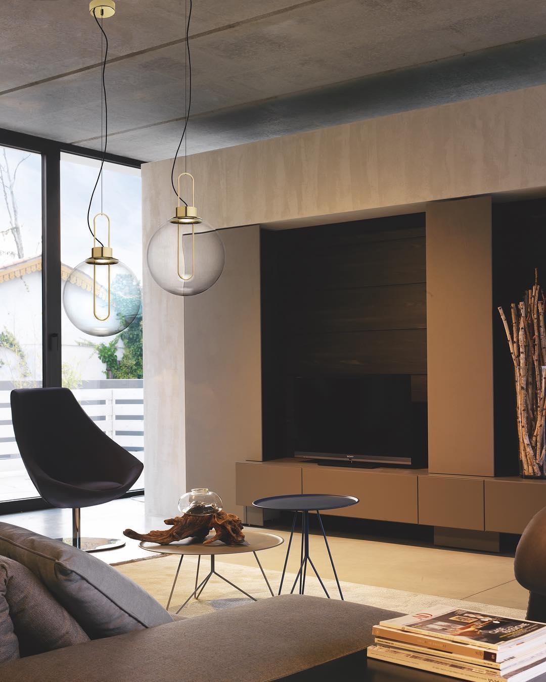 Clear Glass Orb Style Pendant Lamp M40