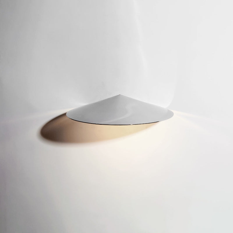 Shade Sconce D643
