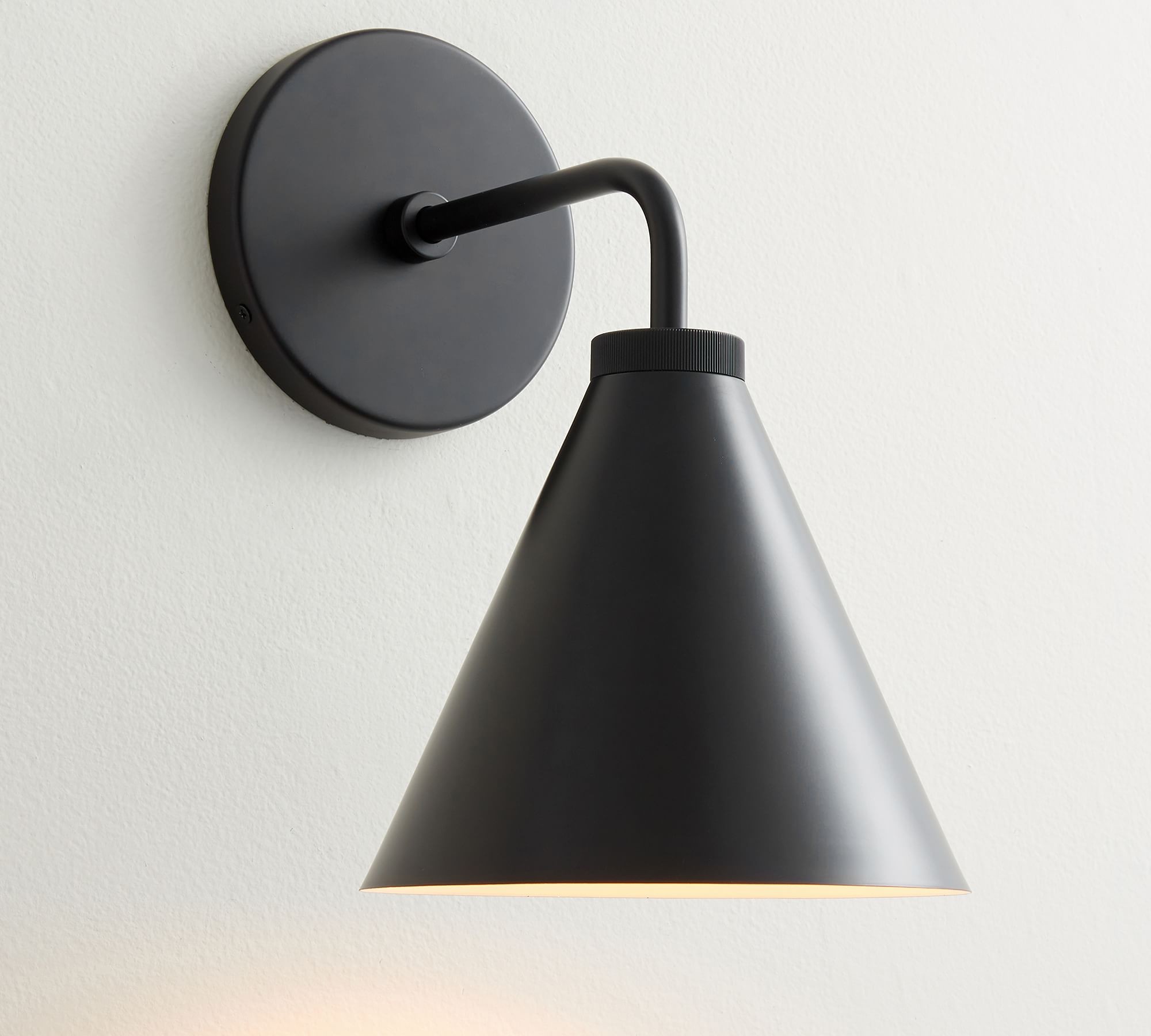 Korvi Iron Tapered Sconce Light - Wall Fixture in Black or Brass T125