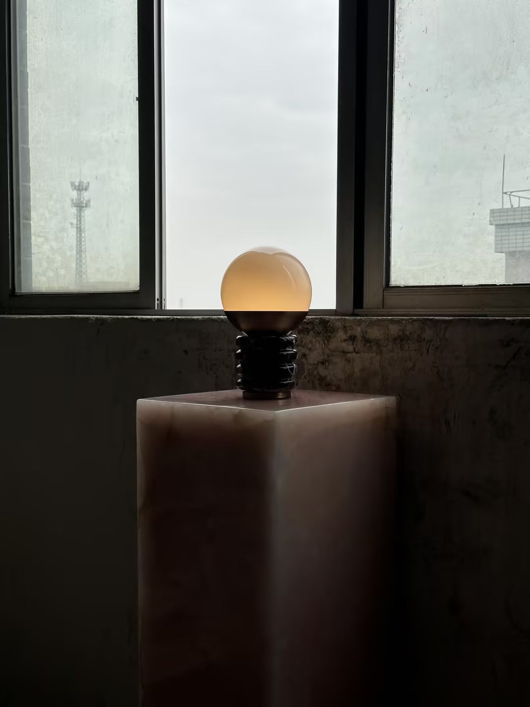 Sylvia Table Lamp D573