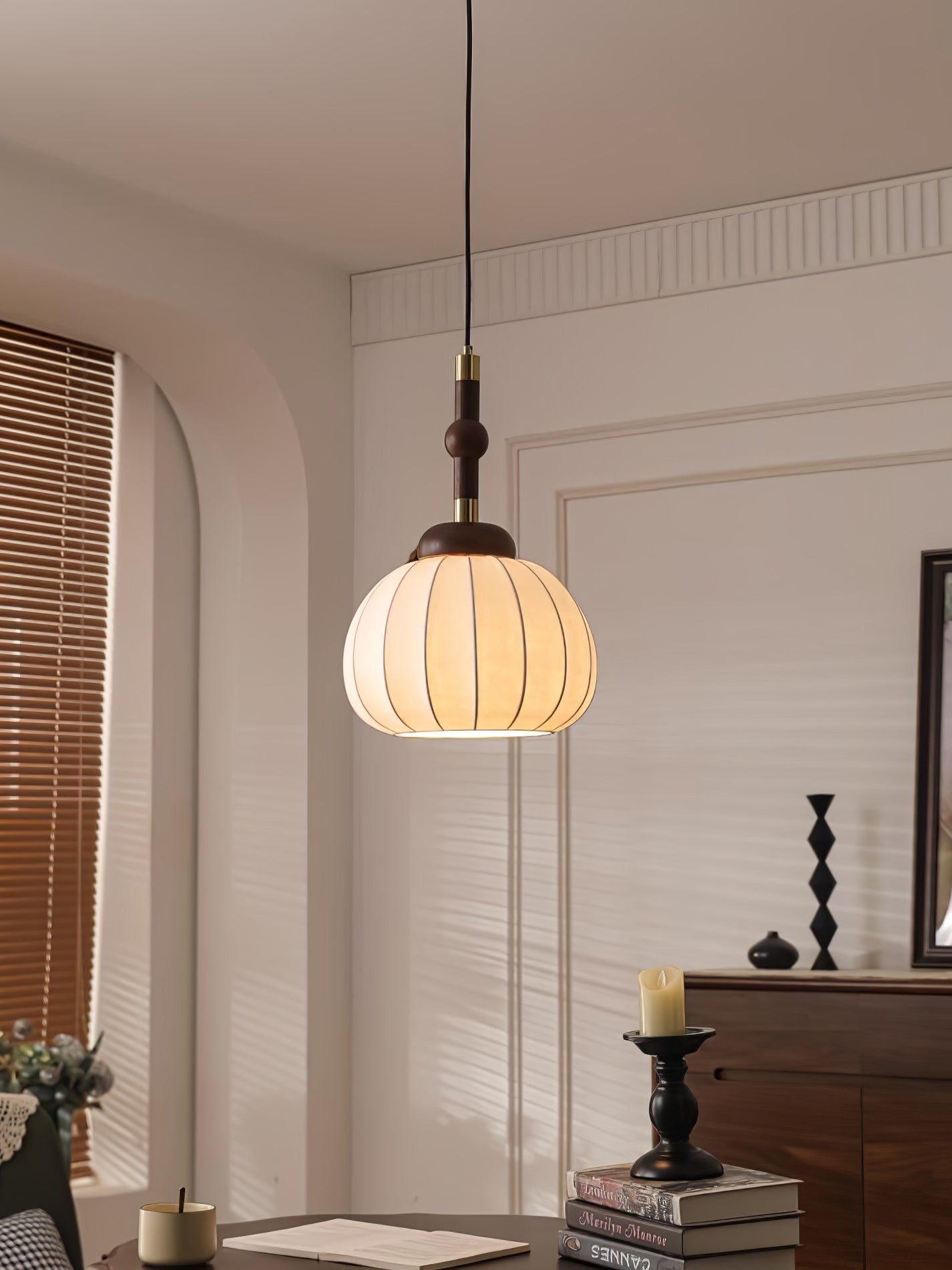Silk Globe Pendant Lamp M515