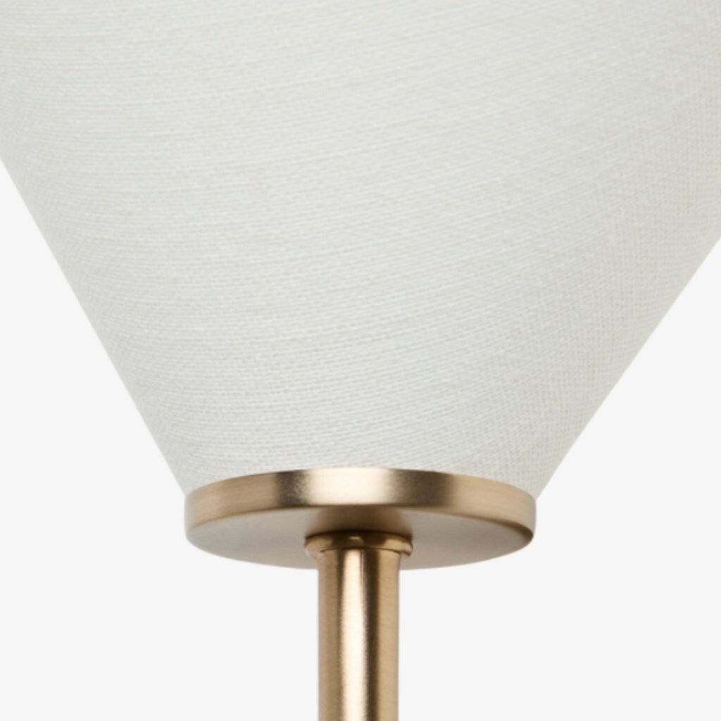 Kysara Brass Linen Wall Lamp - Sculptural Curves Design Suitable for Living Rooms, Bedrooms and Bathrooms T661