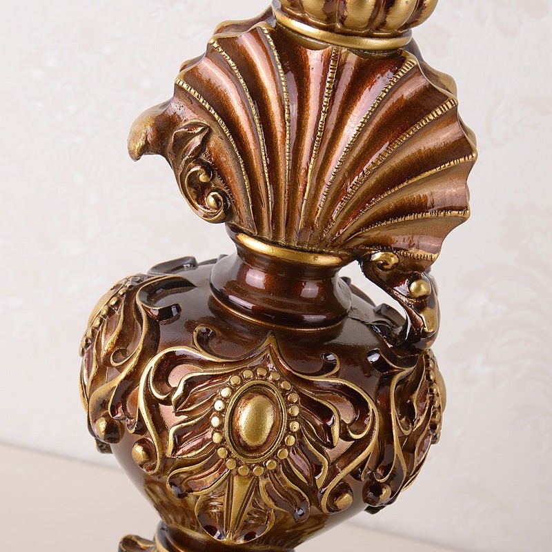 Traditional European Pink Pattern Lampshade Table Lamp M12