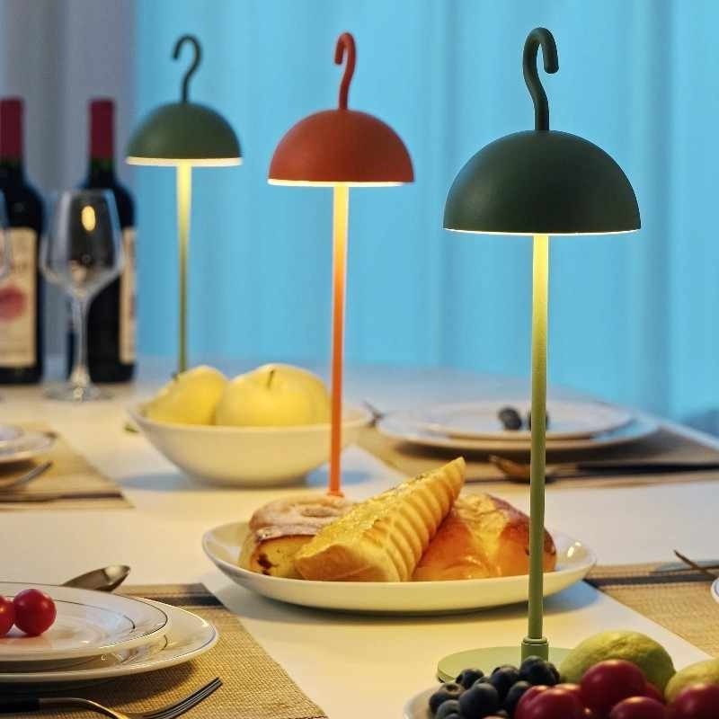 Creative Wireless Telescopic Portable Table Lamp S180