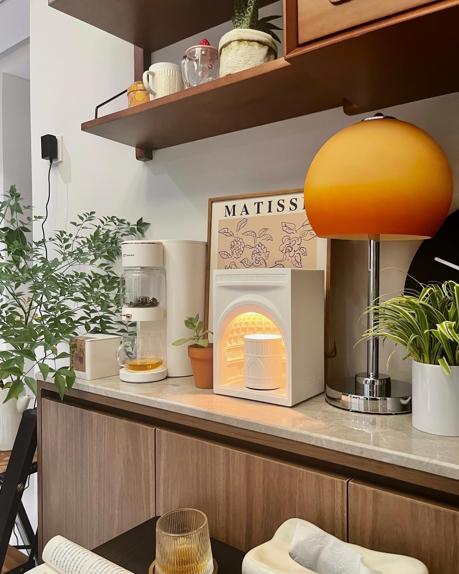 Retro Egg-shaped Dome Table Lamp M388