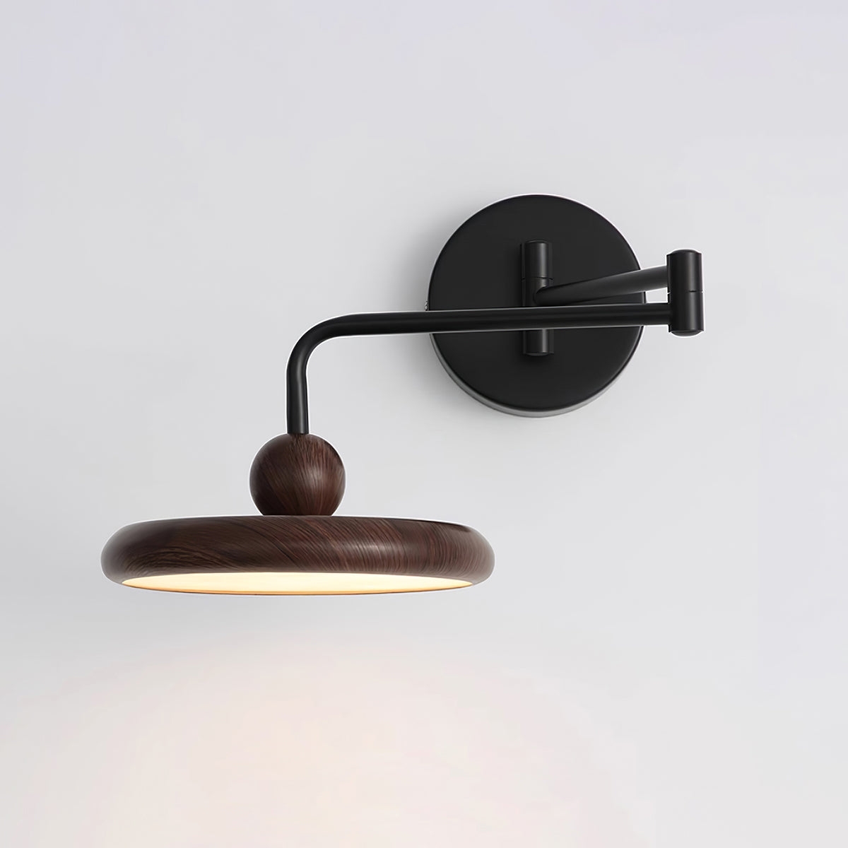 Karlin Wall Lamp D692