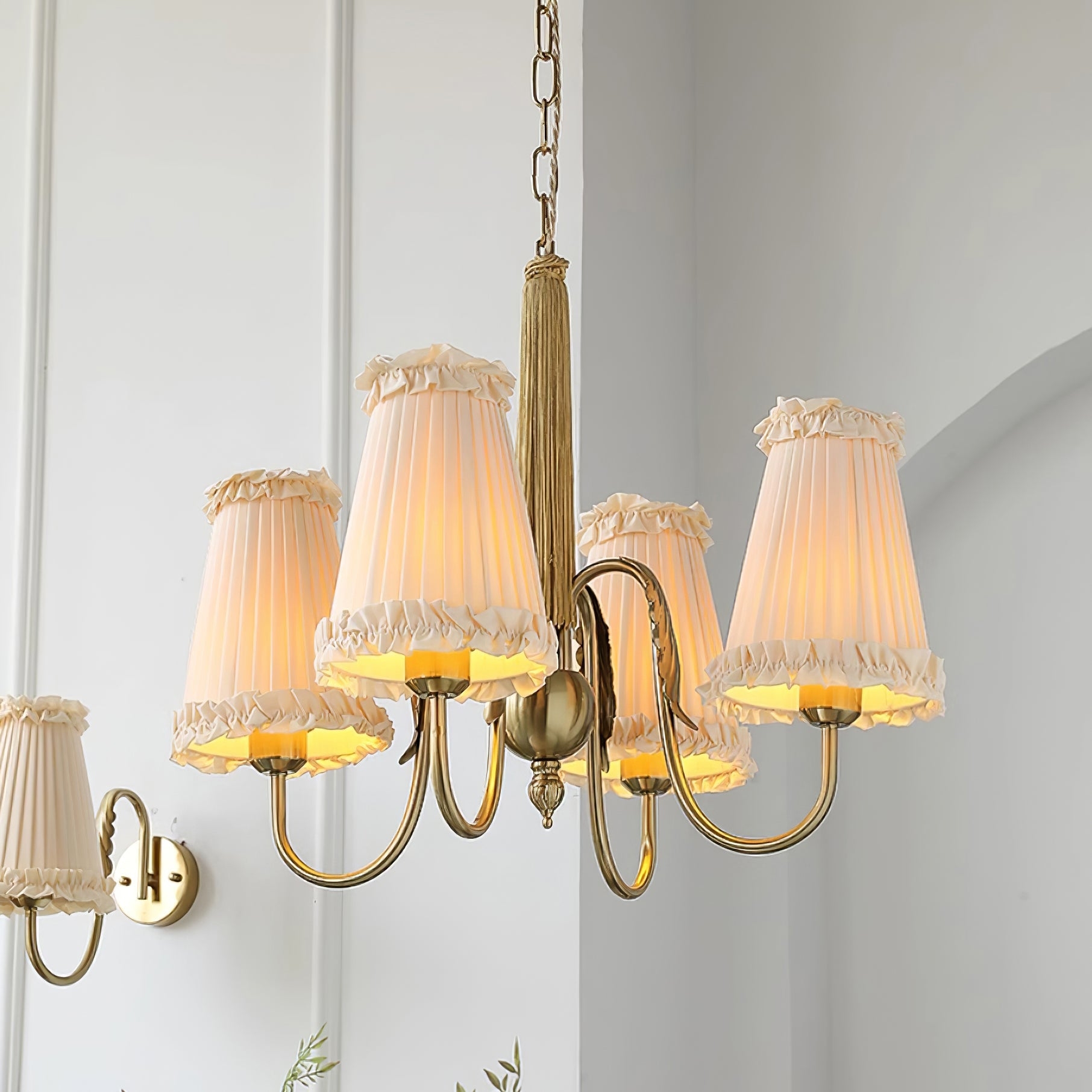 Mcveigh Chandelier D569
