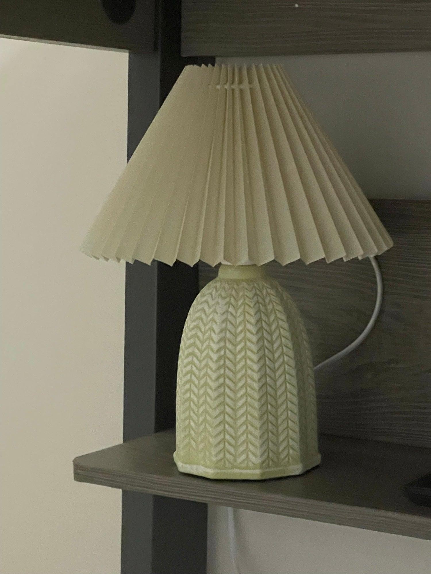 Vintage Pleated Table Lamp M307