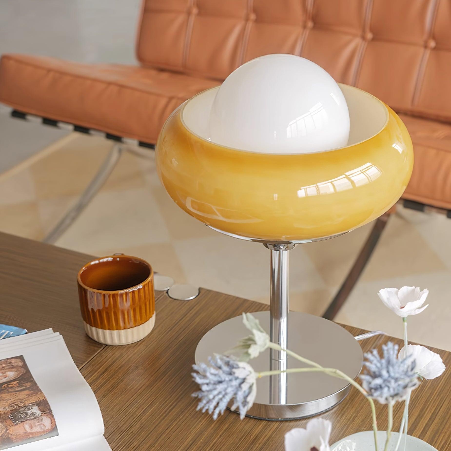 Vintage Cream Table Lamp for Bedroom M153