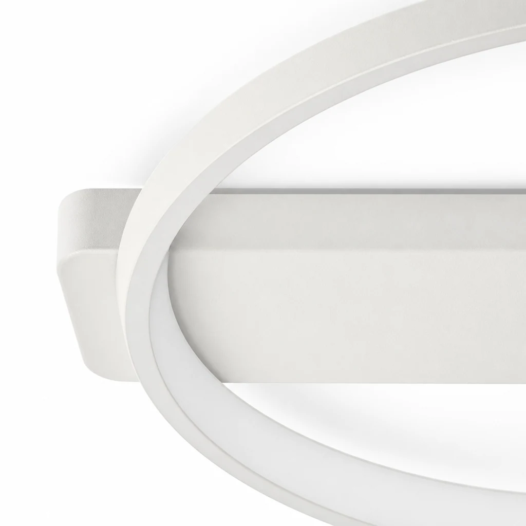 Närbild på MOONBEAM LED-taklampan med finish och akryldiffusor