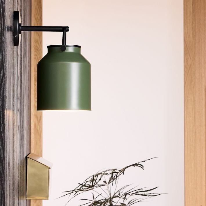 Hanton Minimalist Outdoor Wall Light - Matte Metal Industrial Sconce for Modern Spaces T154