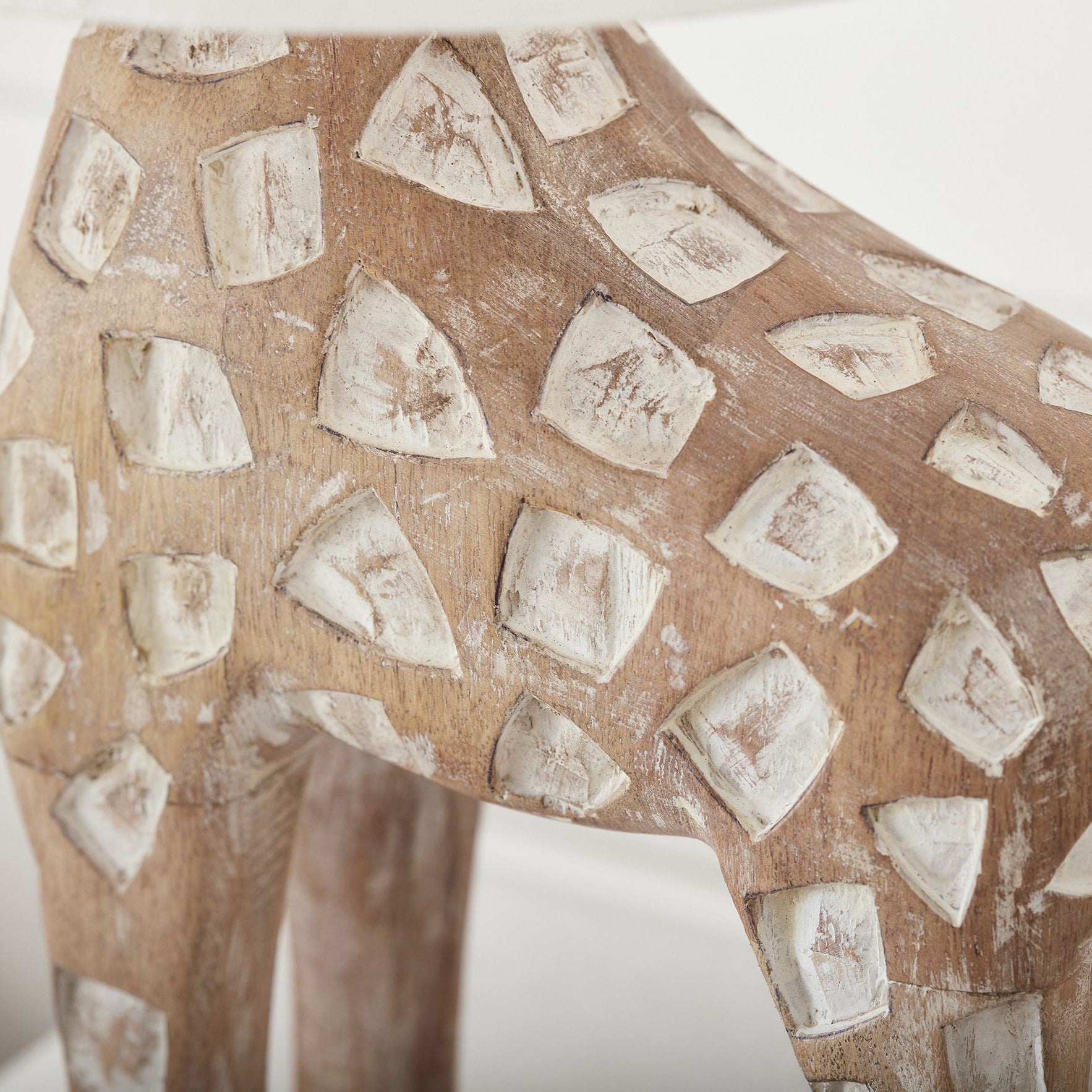 Carved Wood Animal Table Lamp D521