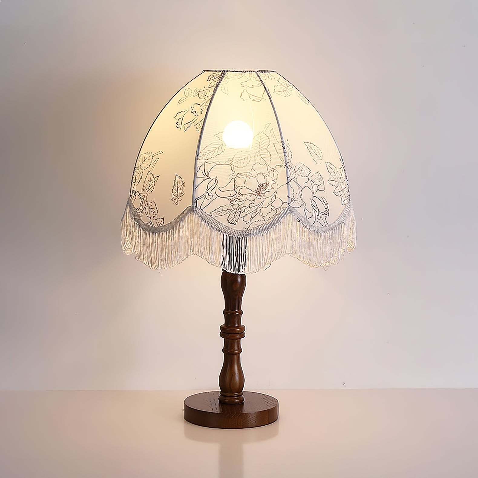 Luxury Printed Tassel Table Lamp M529