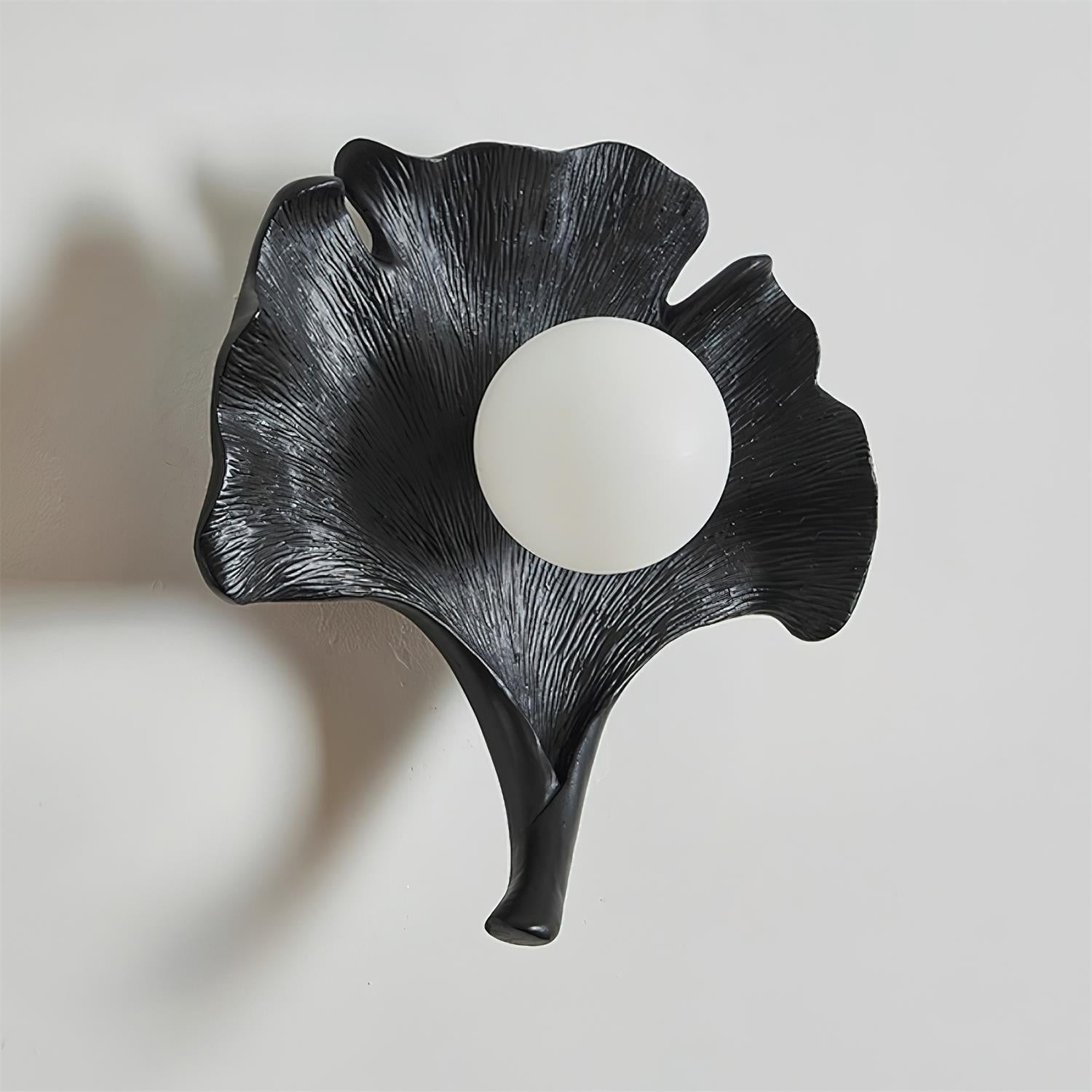 Vintage Ginkgo Leaf Resin Wall Lamp M259