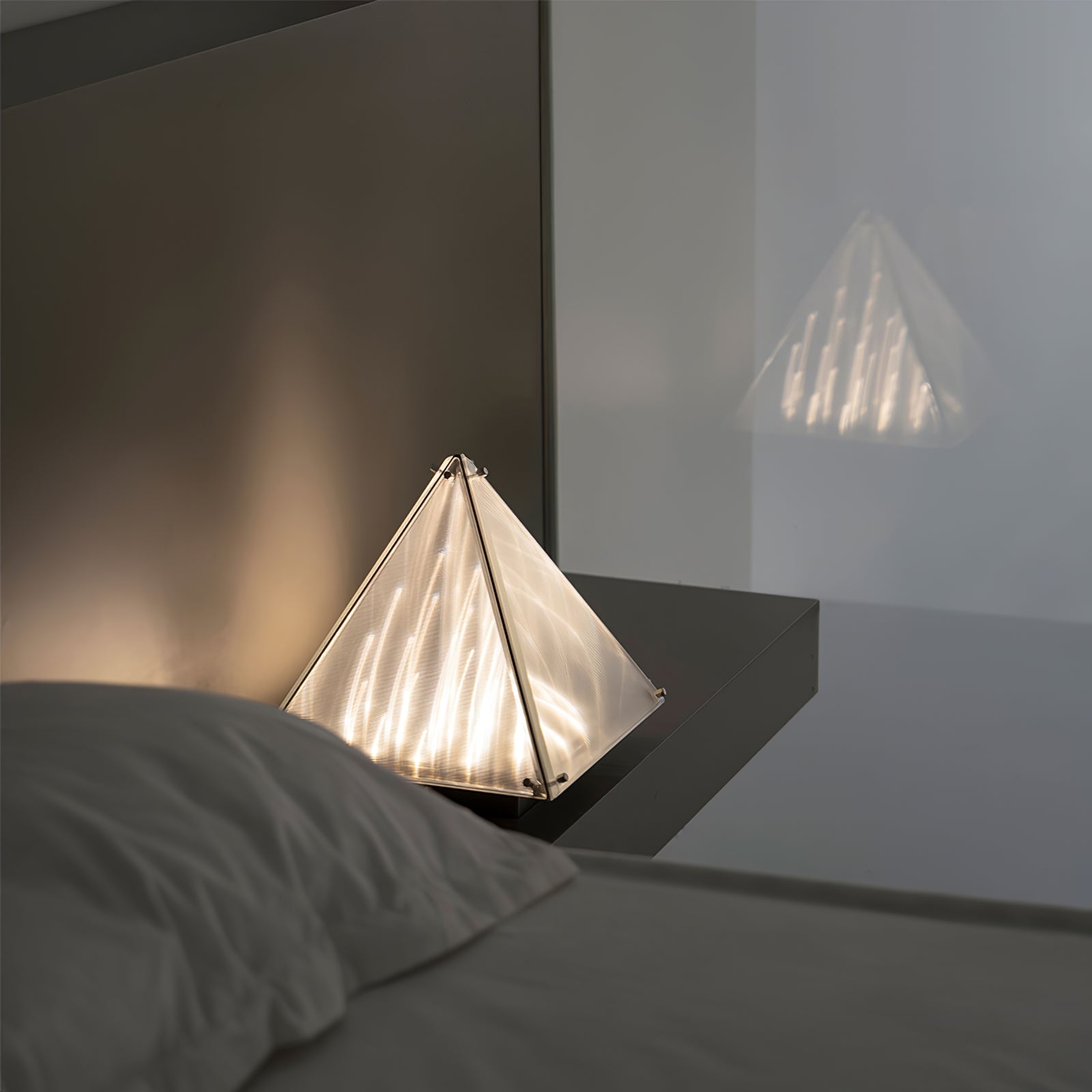 Fragment Table Lamp D445