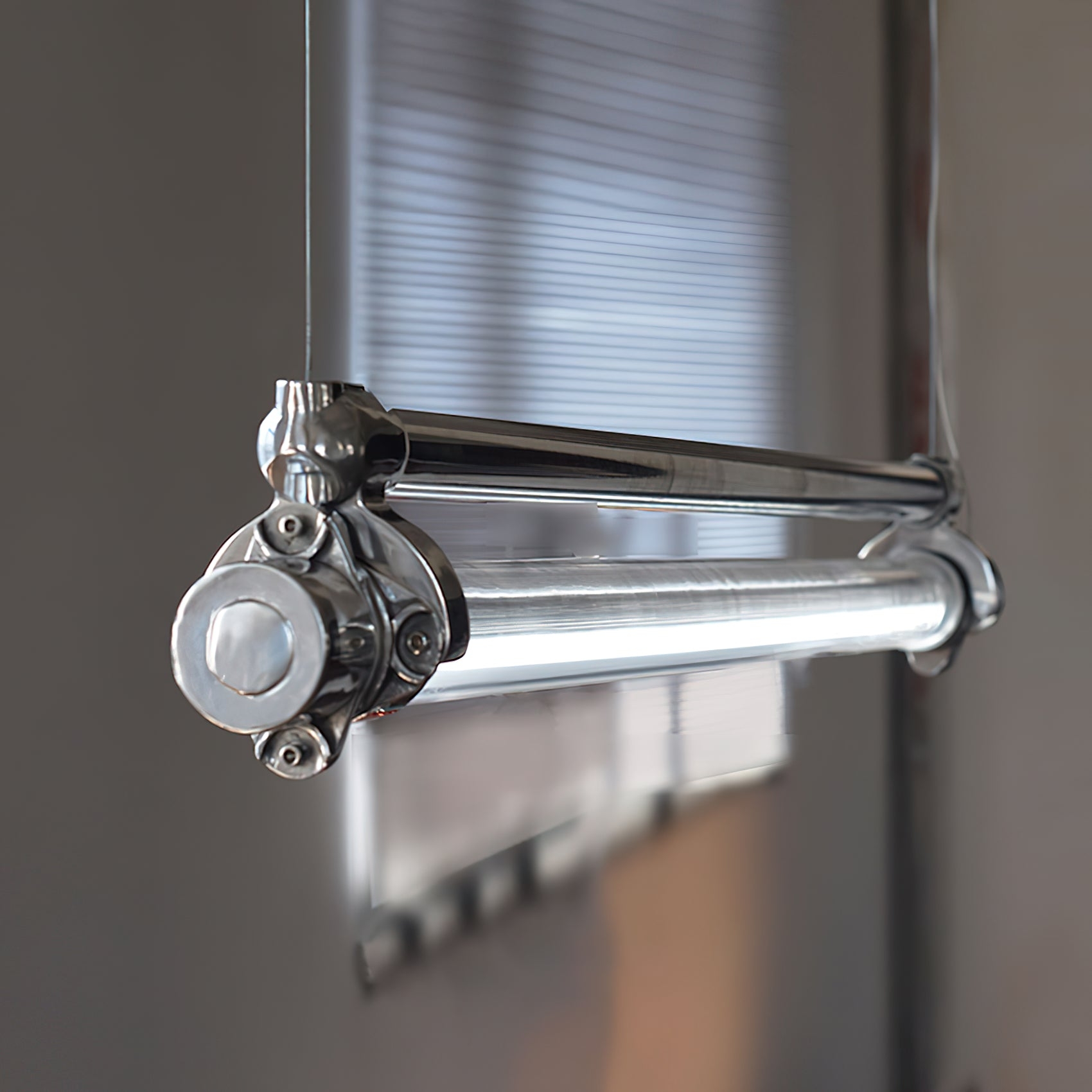 DDR Industrial Tube Pendant Light D484