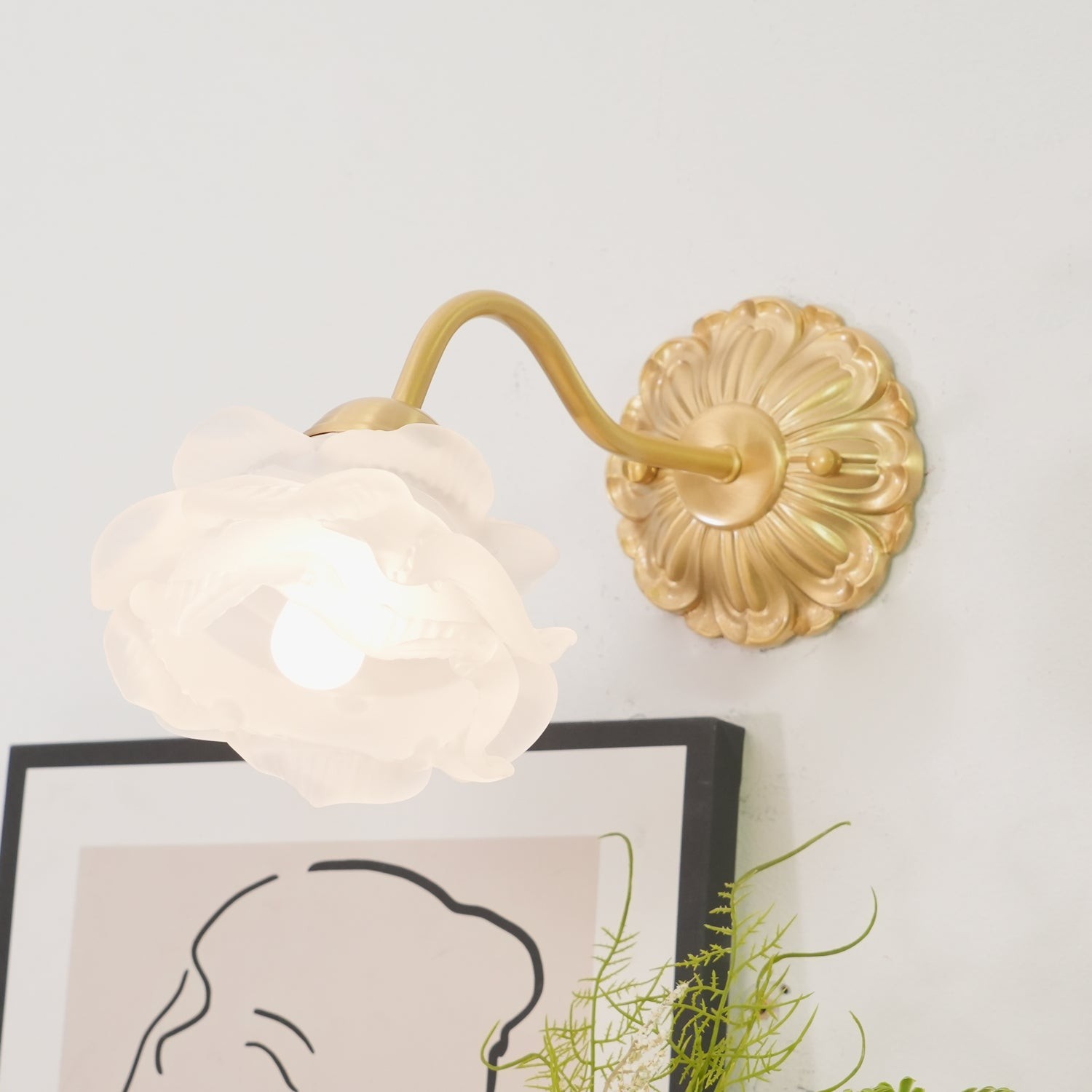 Brass Rose Wall Light M403