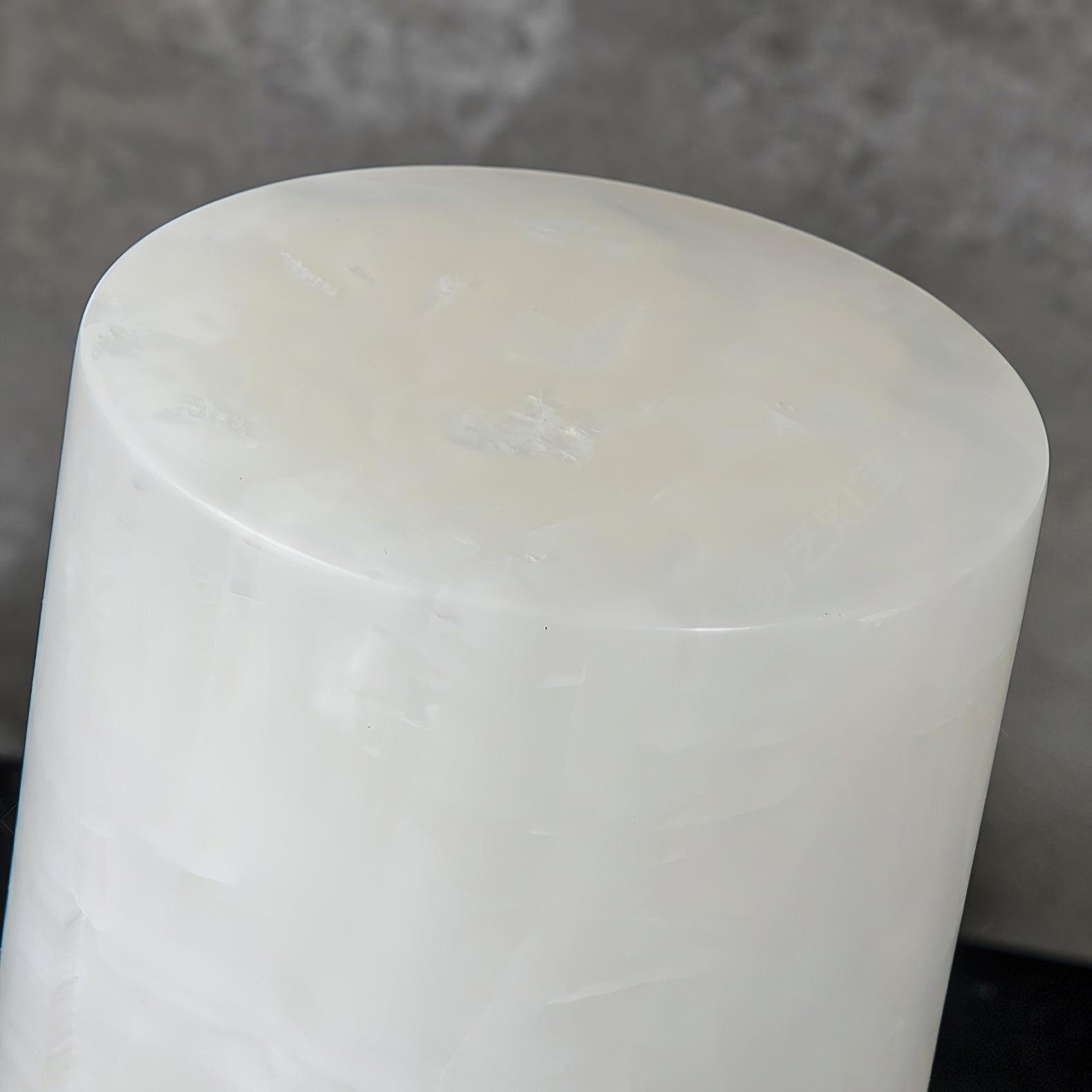 Totem Alabaster Table Lamp D499