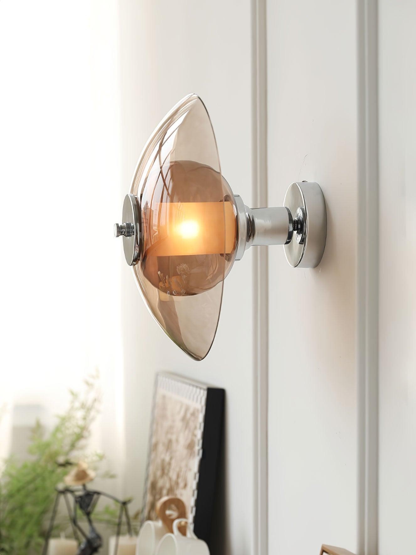 Flying Saucer Plug-in Wall Light M471