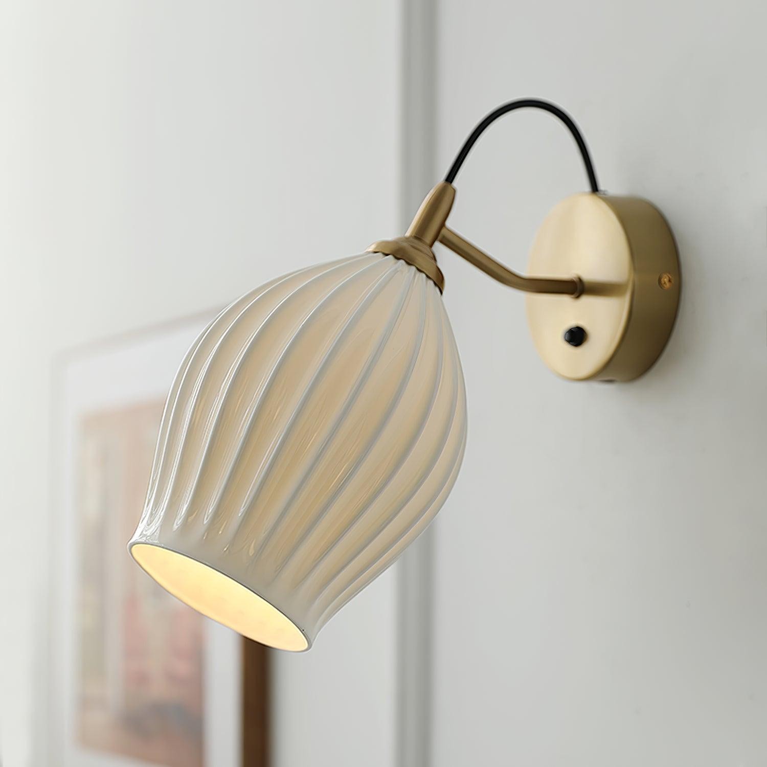 Cream Style Ceramic Ribbed Wall lamp M79