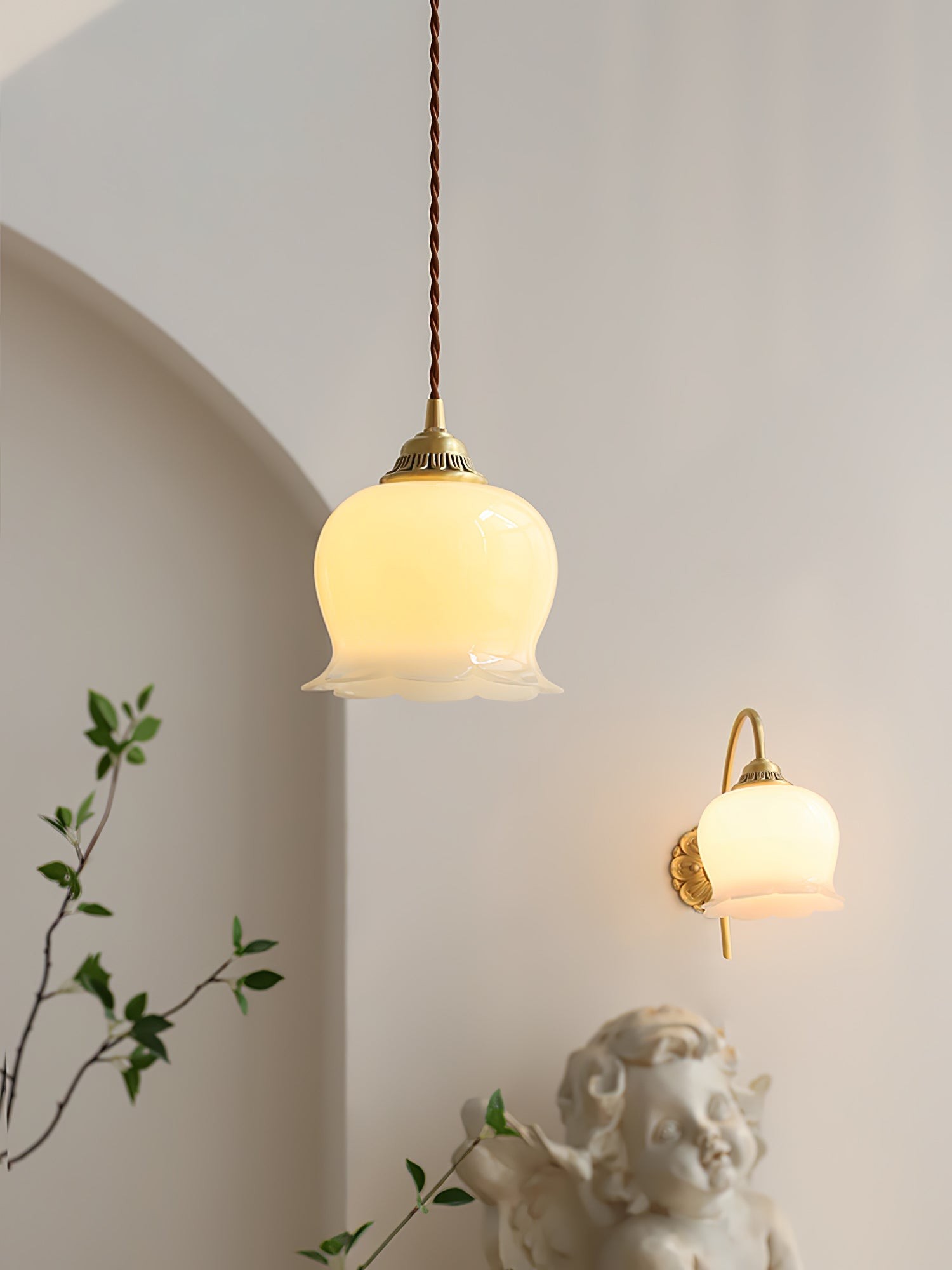 Traditional Glass Flower Pendant Lamp M316