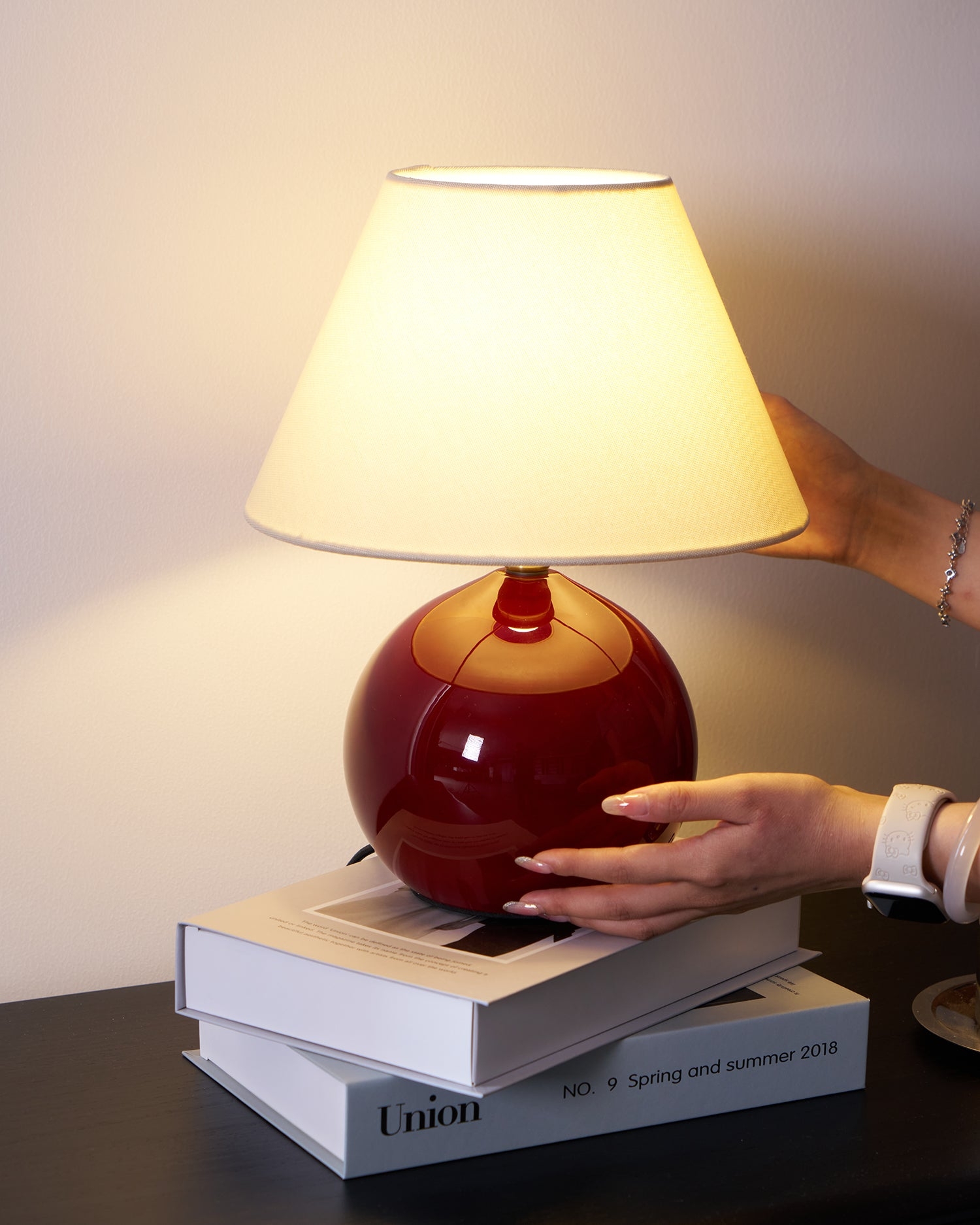 Red Nanu Table Lamp D26