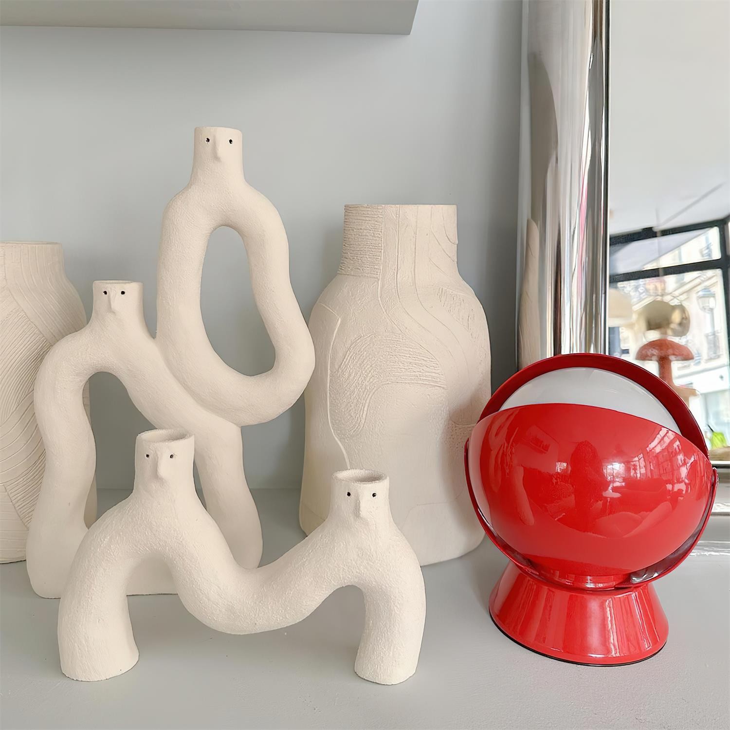 Modern Creative Metal Spherical Table Lamp for Kids Room M340