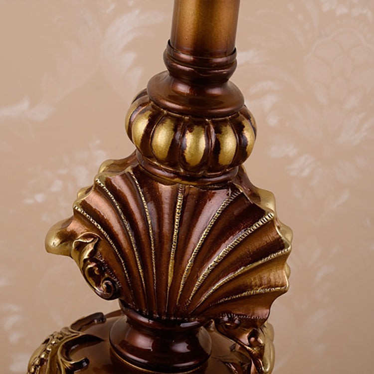 Pastoral Flower Lampshade Carved Table Lamp M13