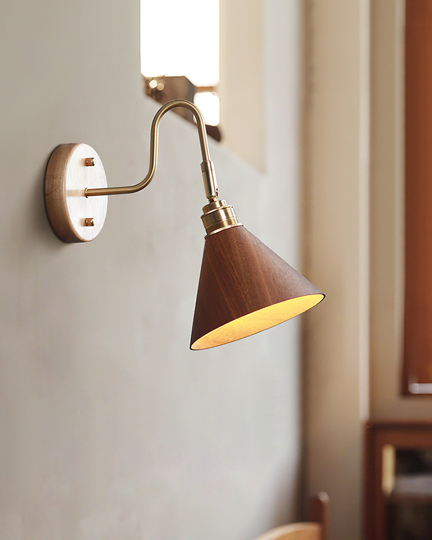 Conira Wall Lamp D186