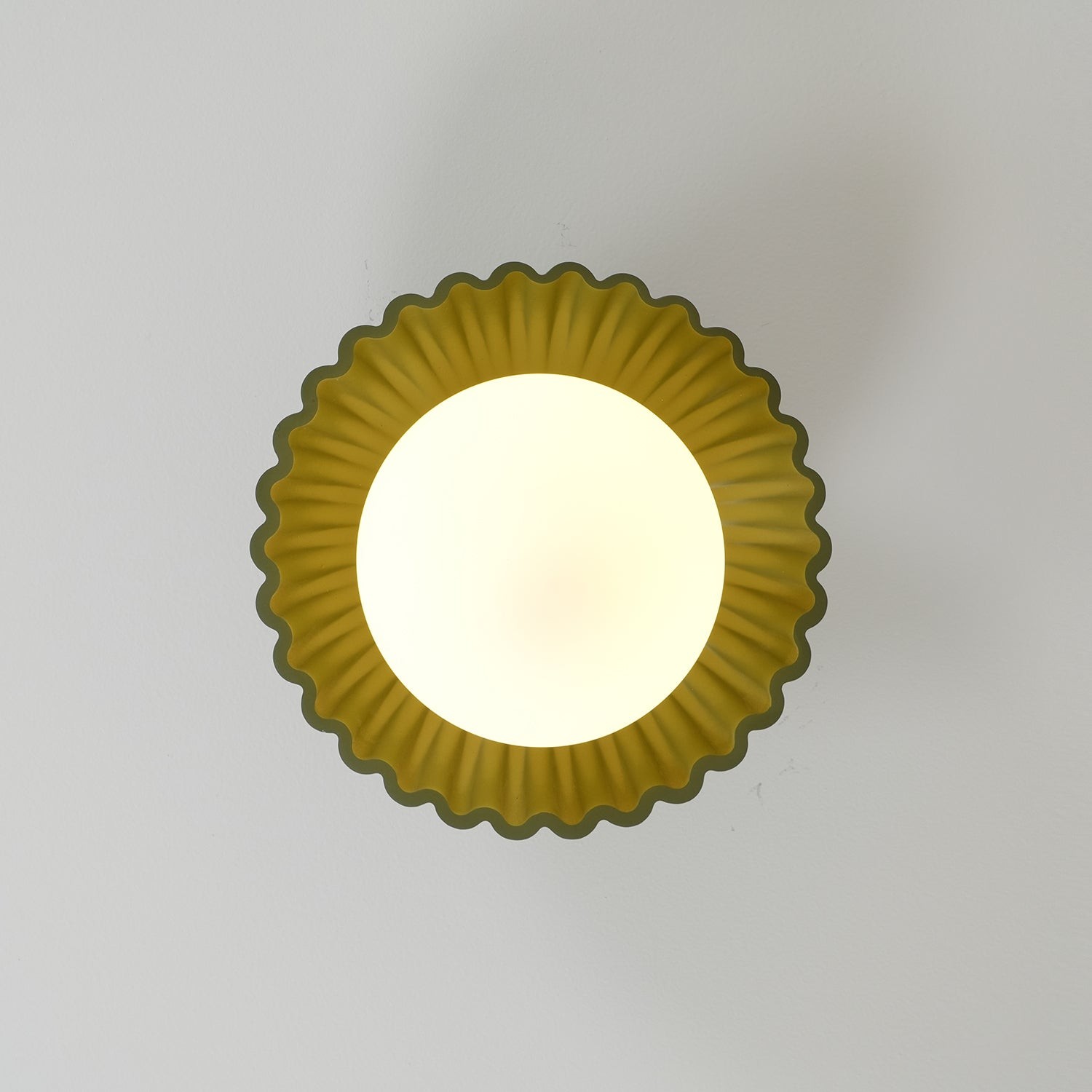 Alien Cream Style Ceiling Light M178