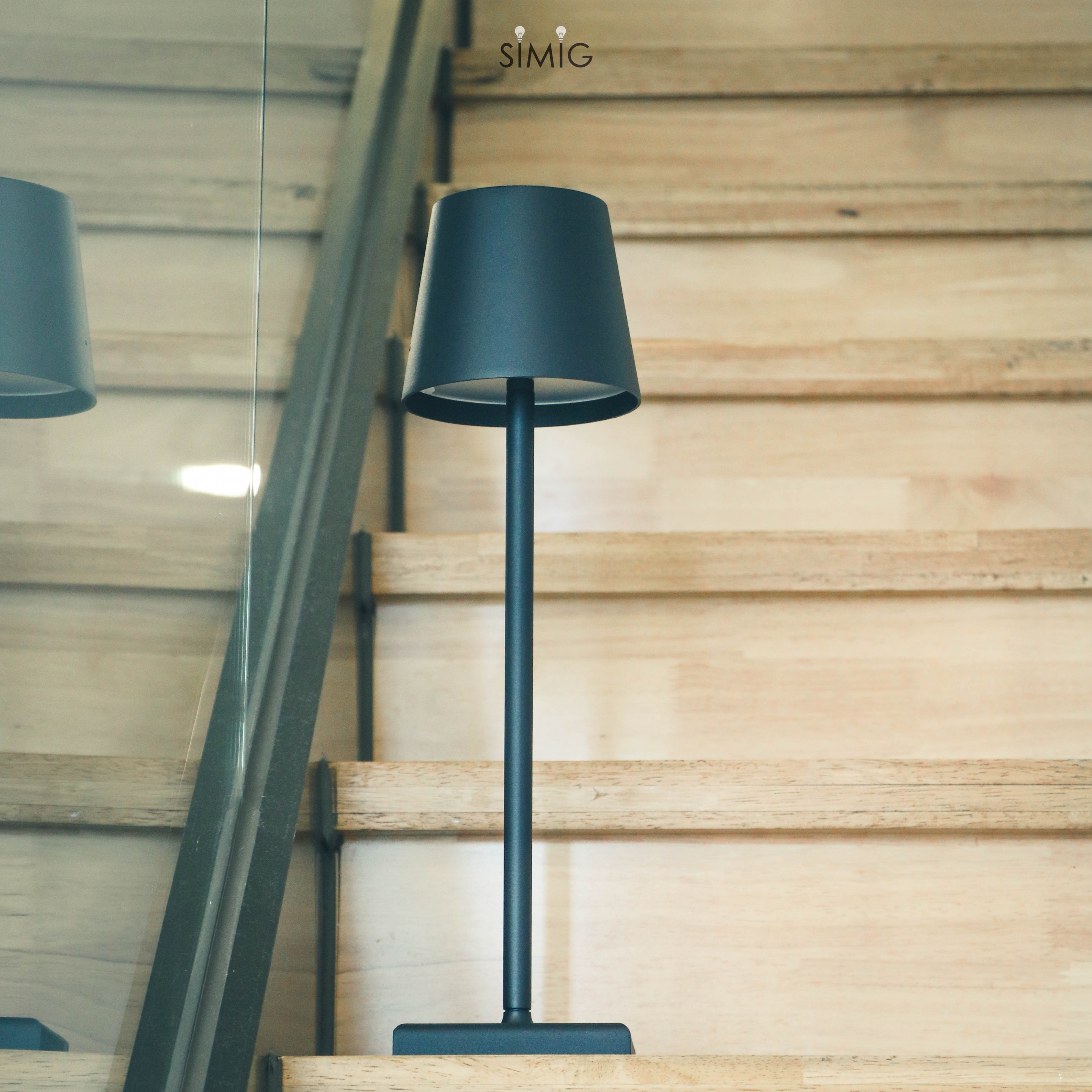 Cordless Rechargeable LED Table Lamp S11