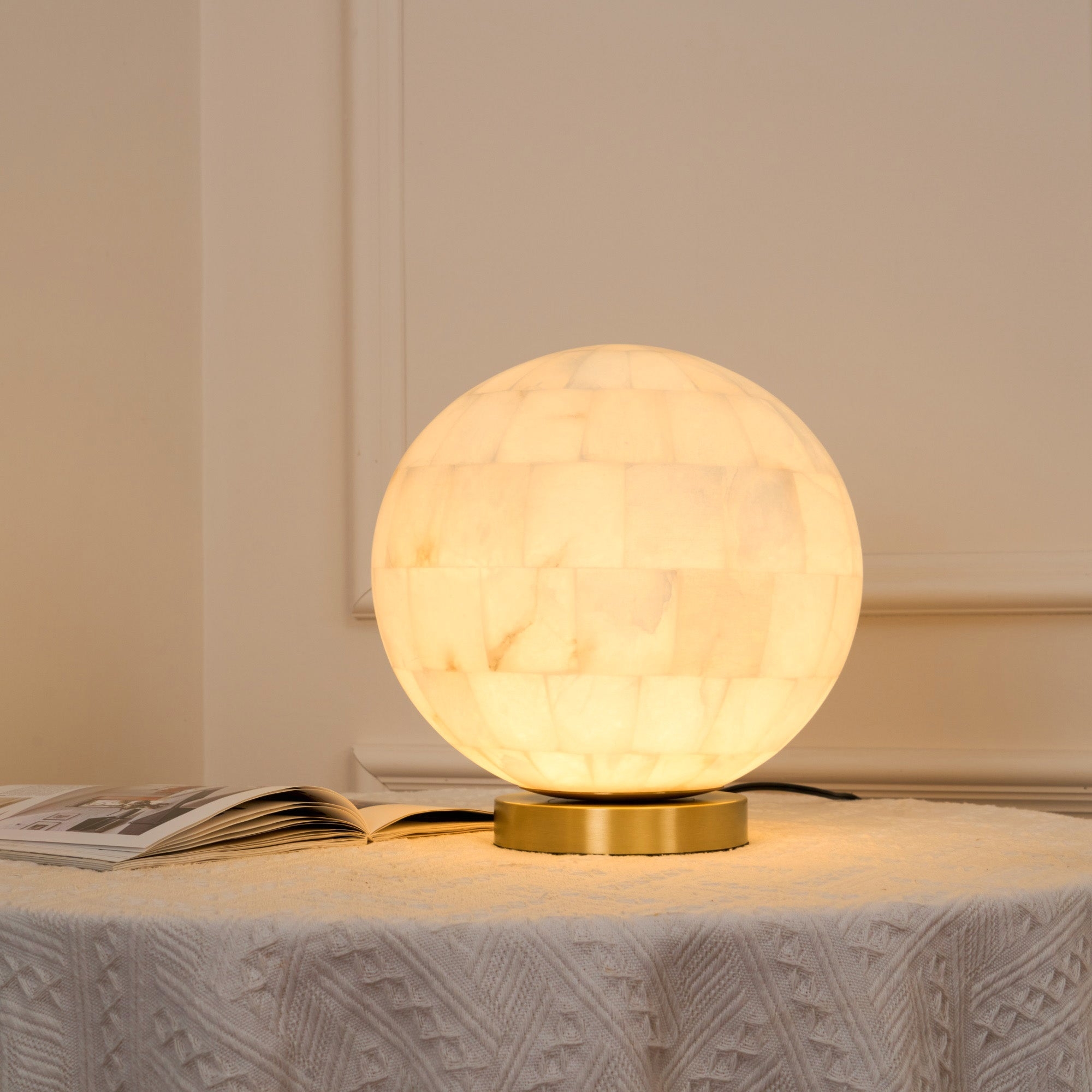 Alabaster Ball Table Lamp D433