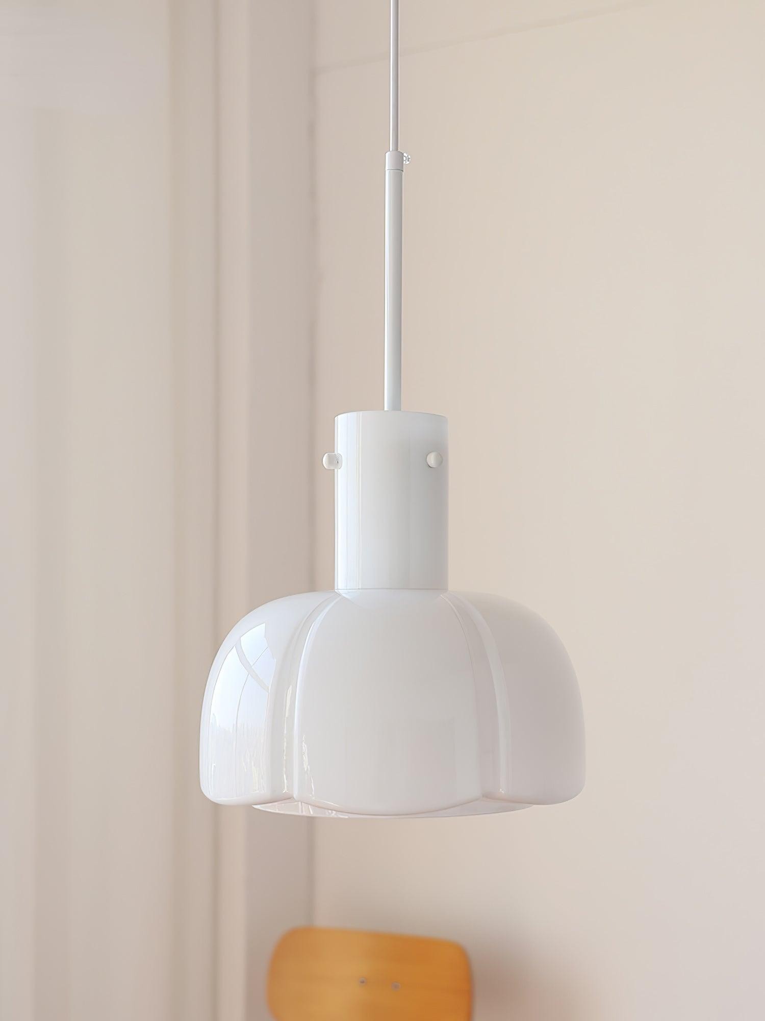 Medieval Style Glass Bud Pendant Lamp M457