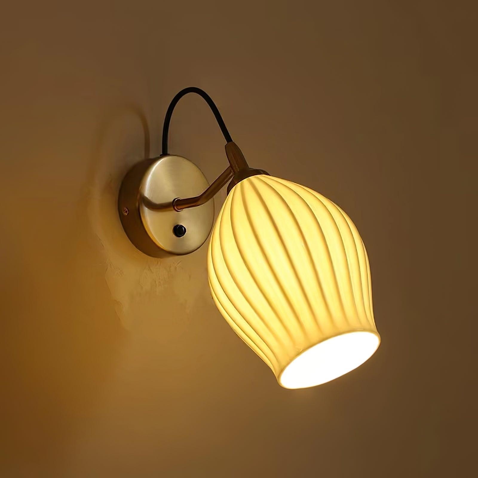 Cream Style Ceramic Ribbed Wall lamp M79