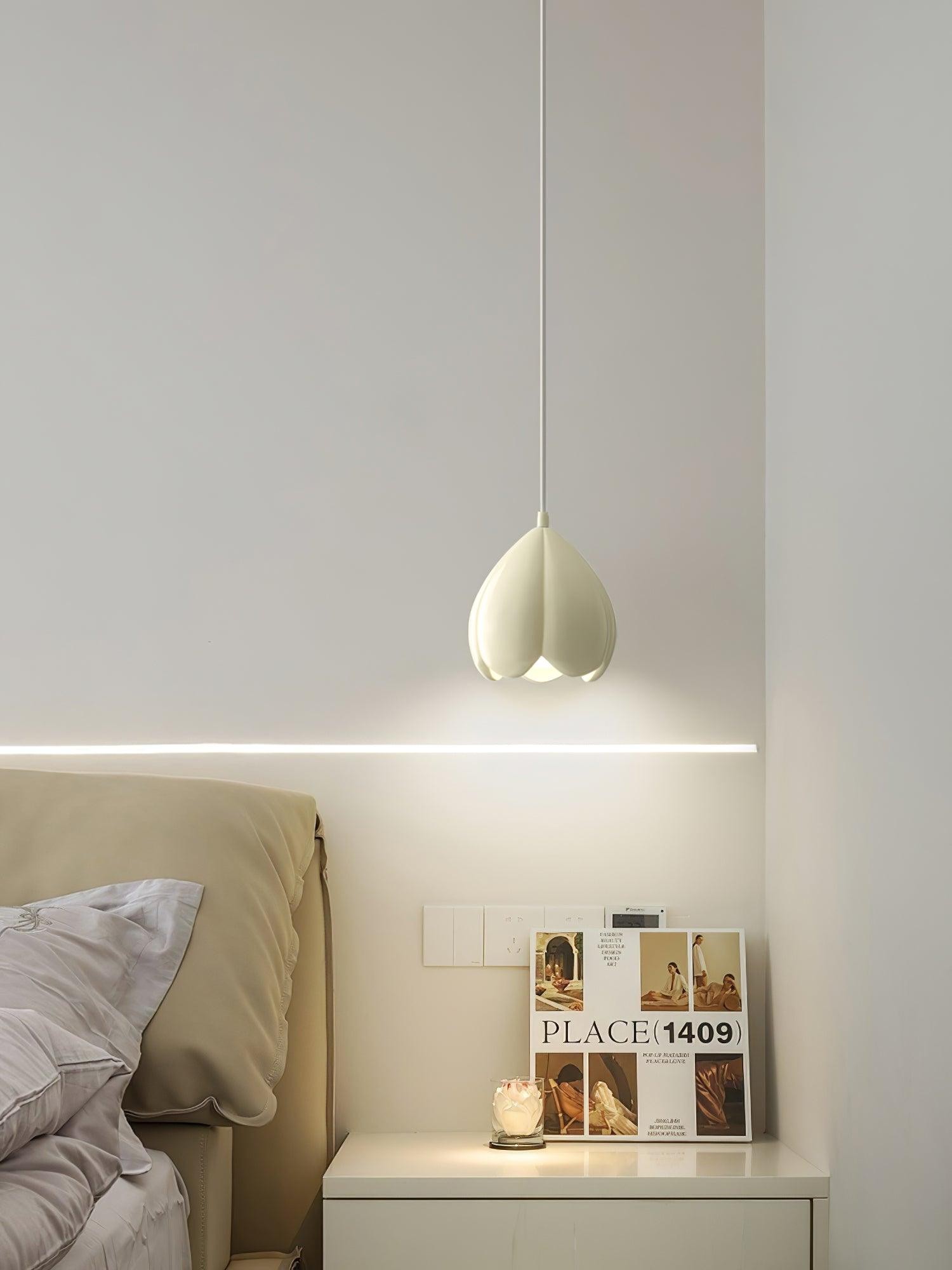 Cream Color Resin Pod Pendant Lamp M475