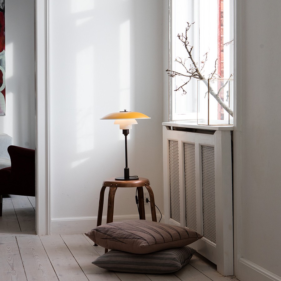 Danish Disc Multilayer Metal Table Lamp