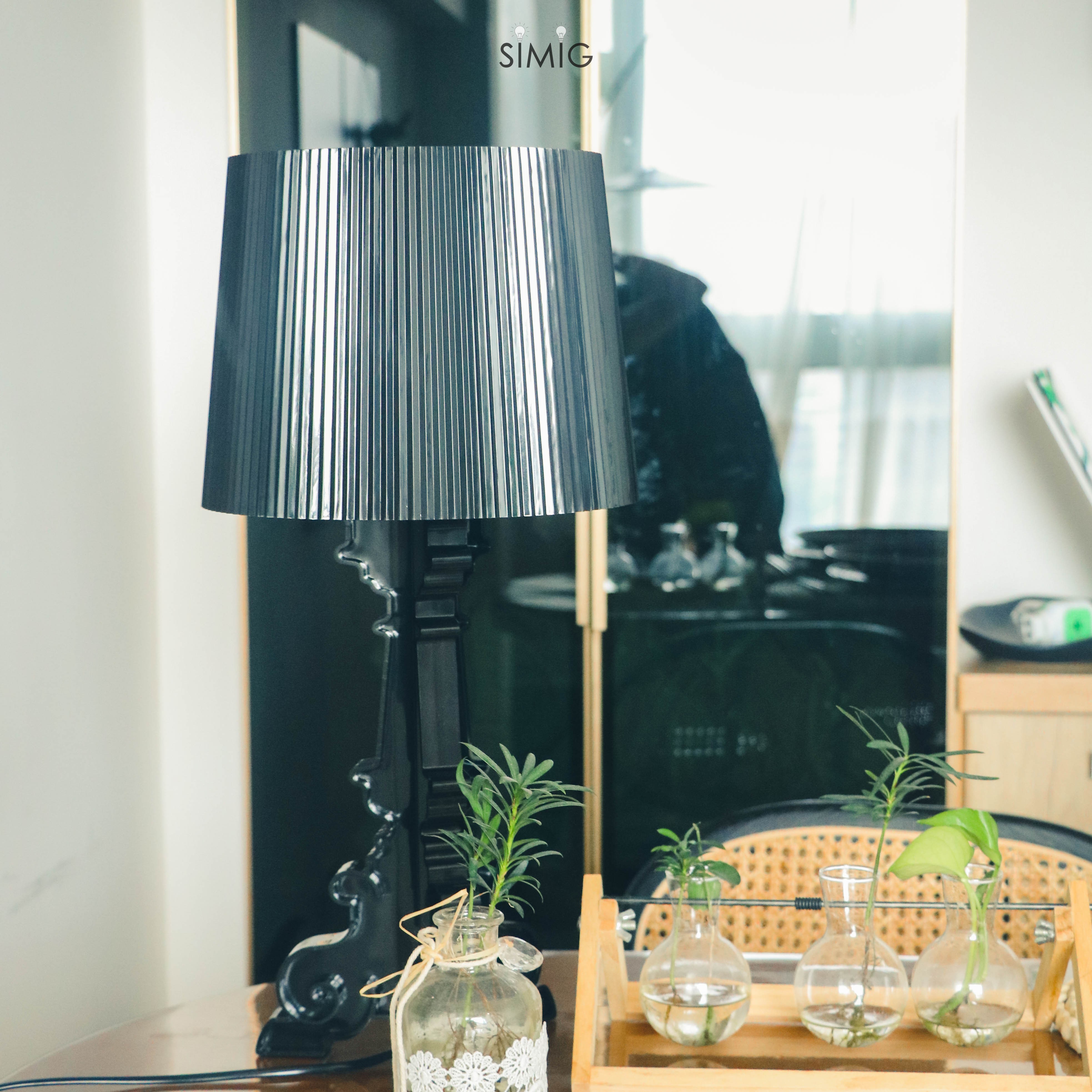 Baroque Style Acrylic Bourgie Table Lamp For Bedroom