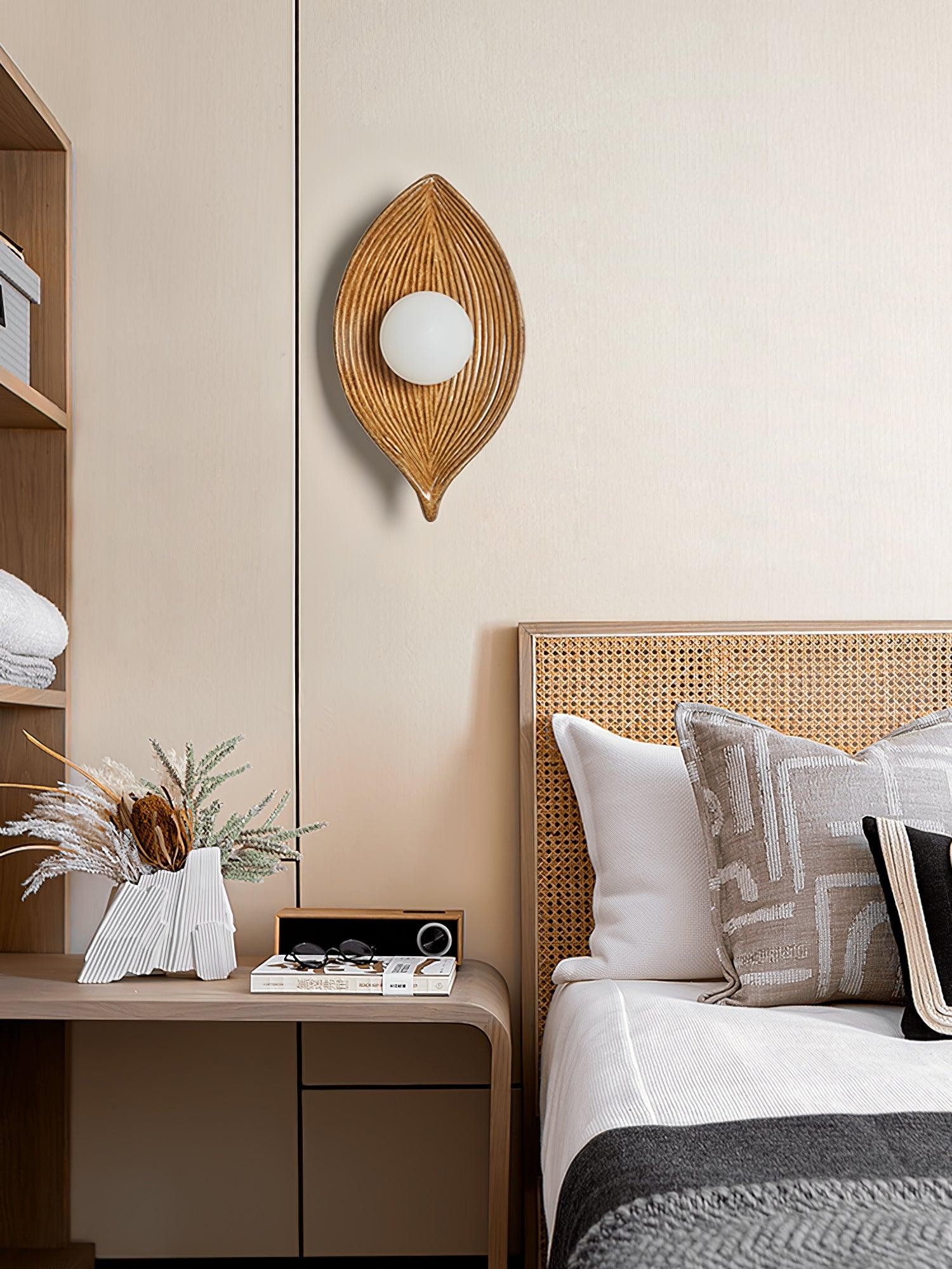 Leaf Canoe Wall Sconce M545