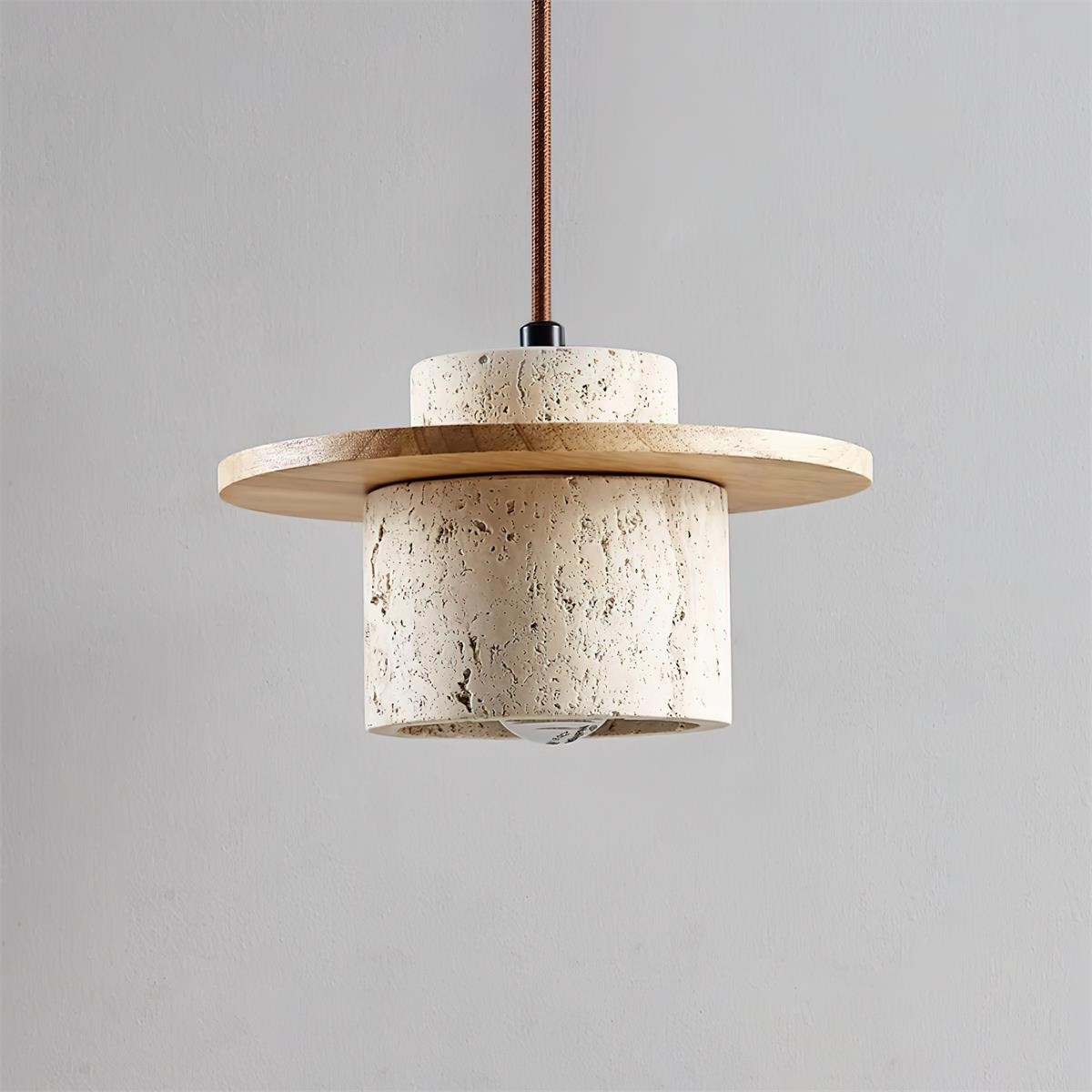 Wariant lampy wiszącej w kolorze drewna