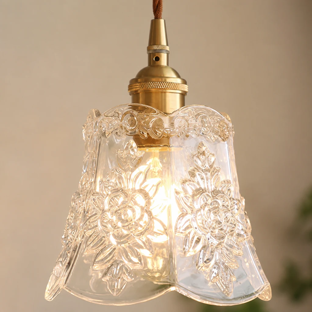 Zbliżenie na materiały i wykończenie lampy wiszącej T260